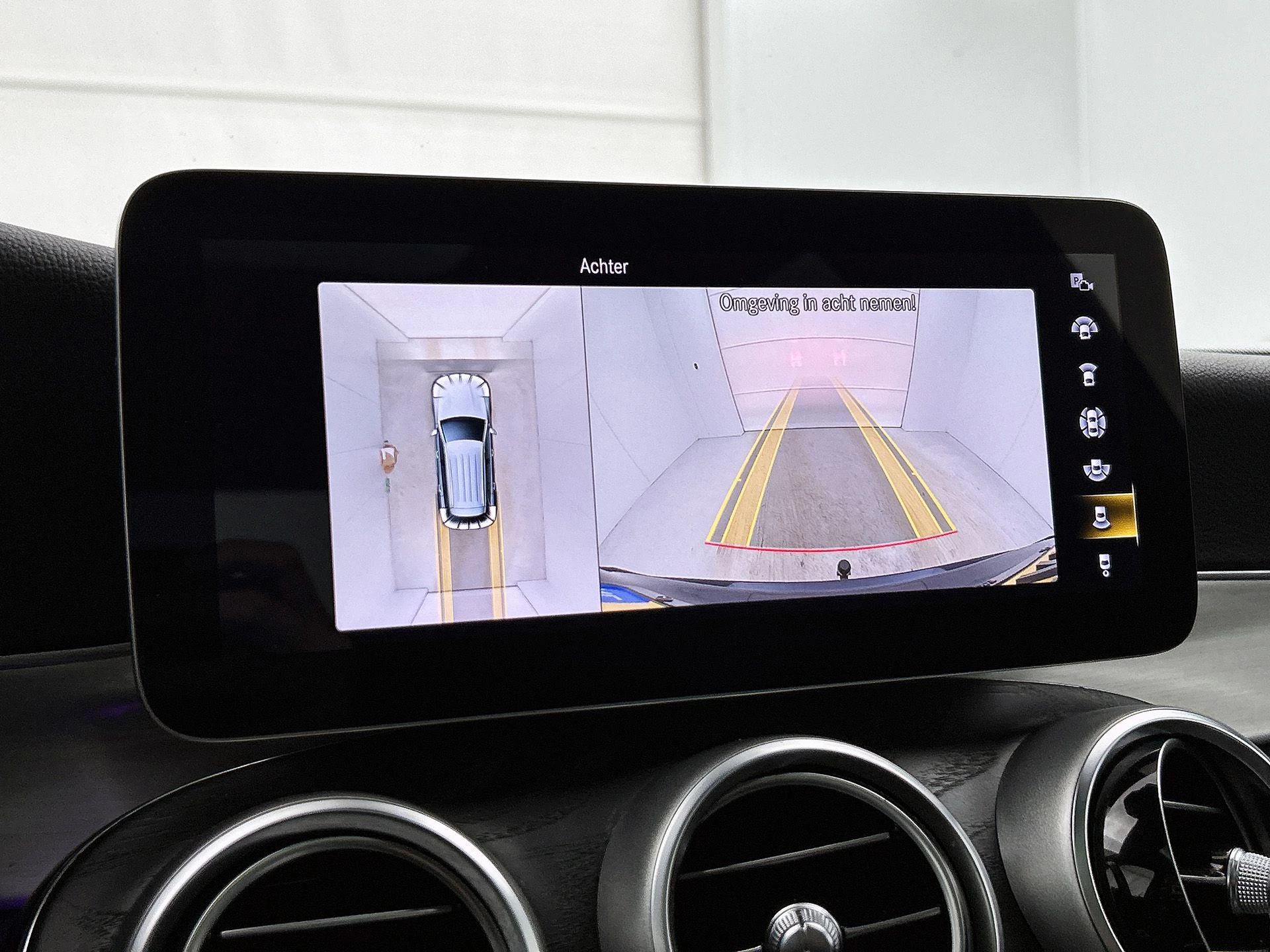 Mercedes-Benz-GLC-image-12