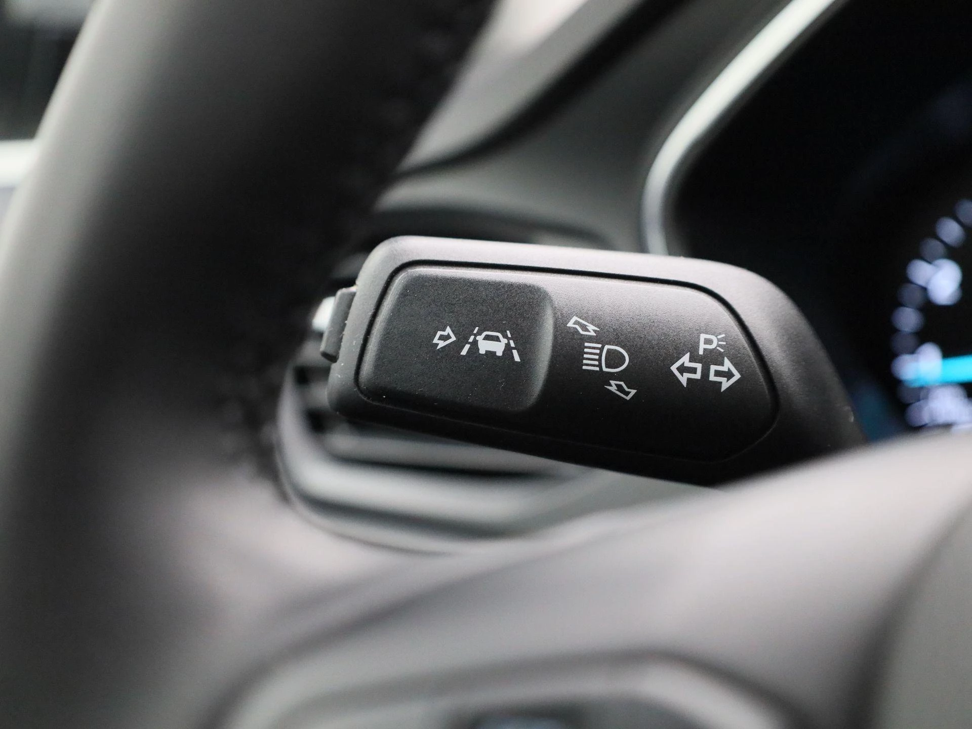 Ford Focus 1.0 EcoBoost Hybrid Titanium