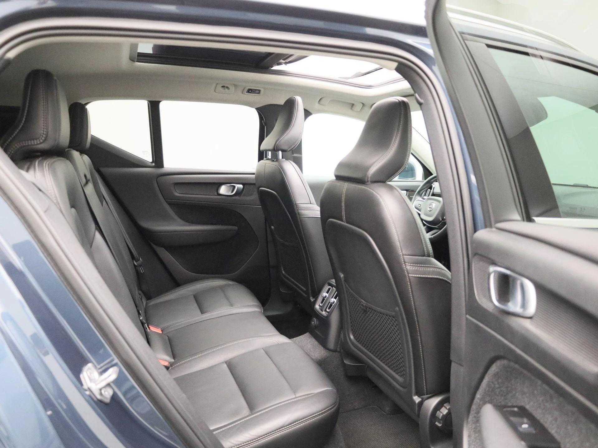 Volvo-XC40-image-41