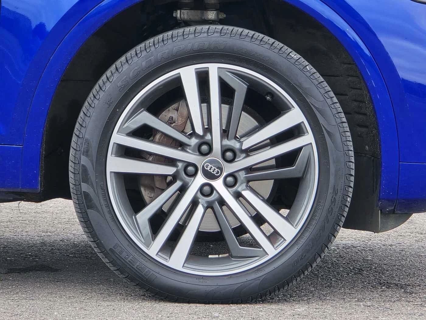 Audi-Q5-image-4