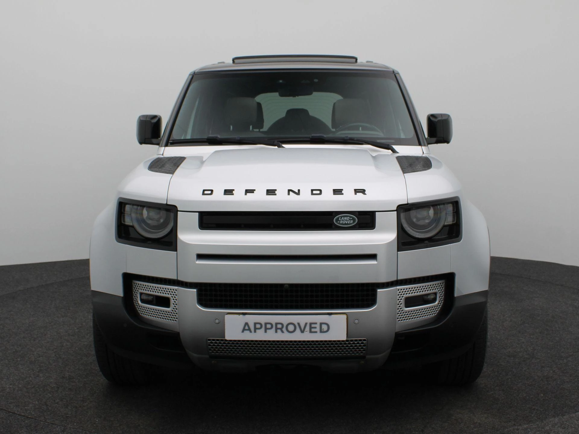 Land Rover-Defender-image-2
