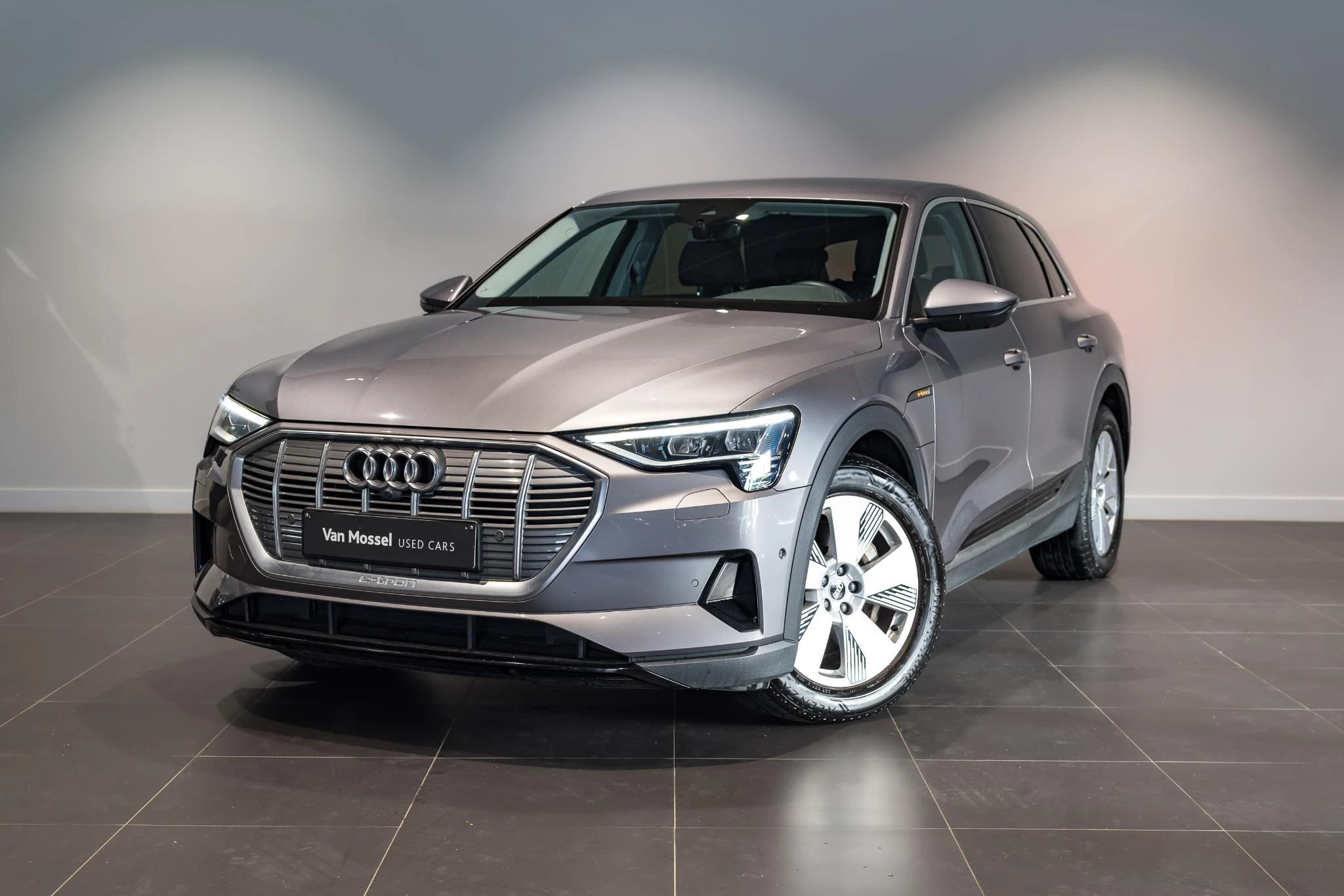 Audi-e-tron-image-1
