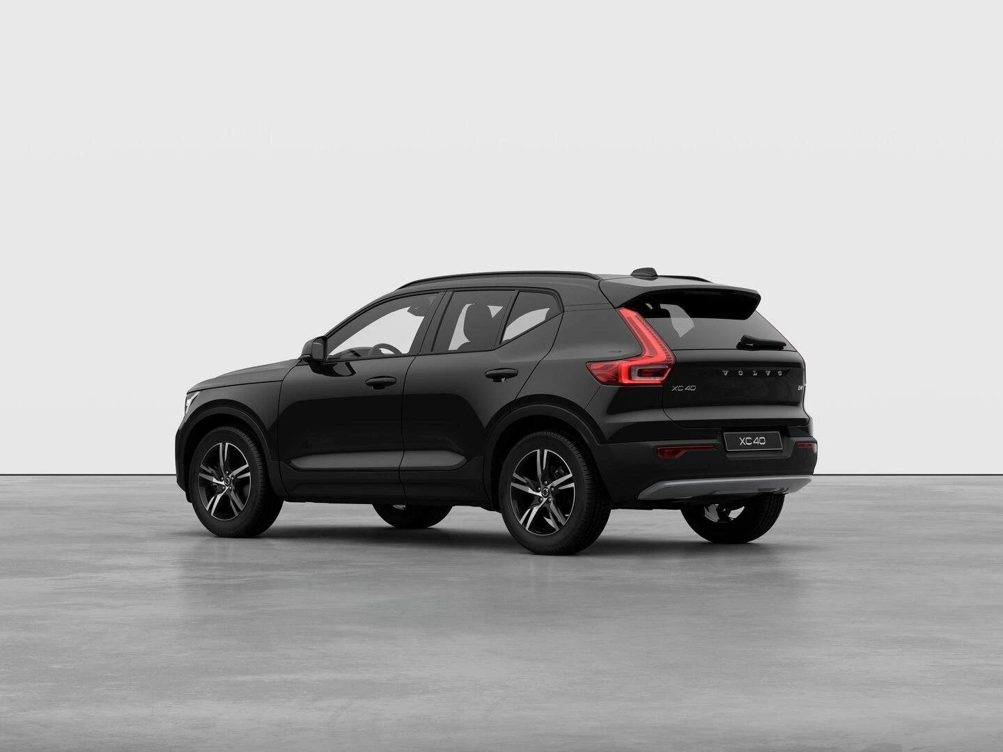 Volvo-XC40-image-1