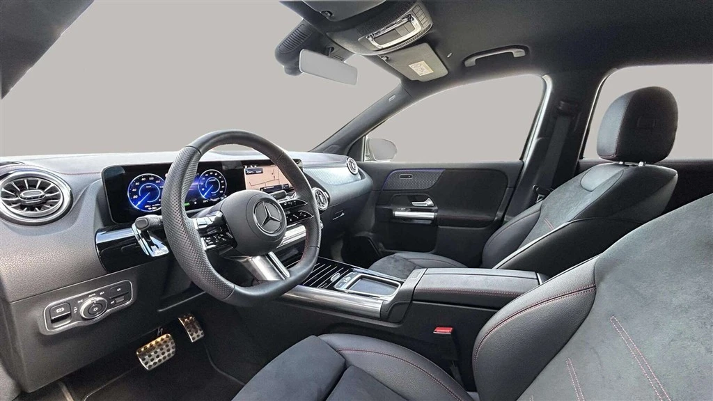 Mercedes-Benz-EQA-image-9