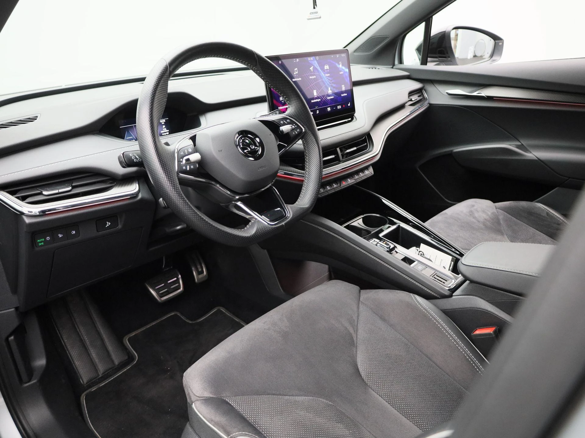 Škoda-Enyaq iV-image-16