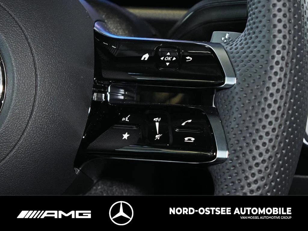 Mercedes-Benz GLA 200 AMG NIGHT PANO AHK 360° SOUND DISTRONIC AMG Line