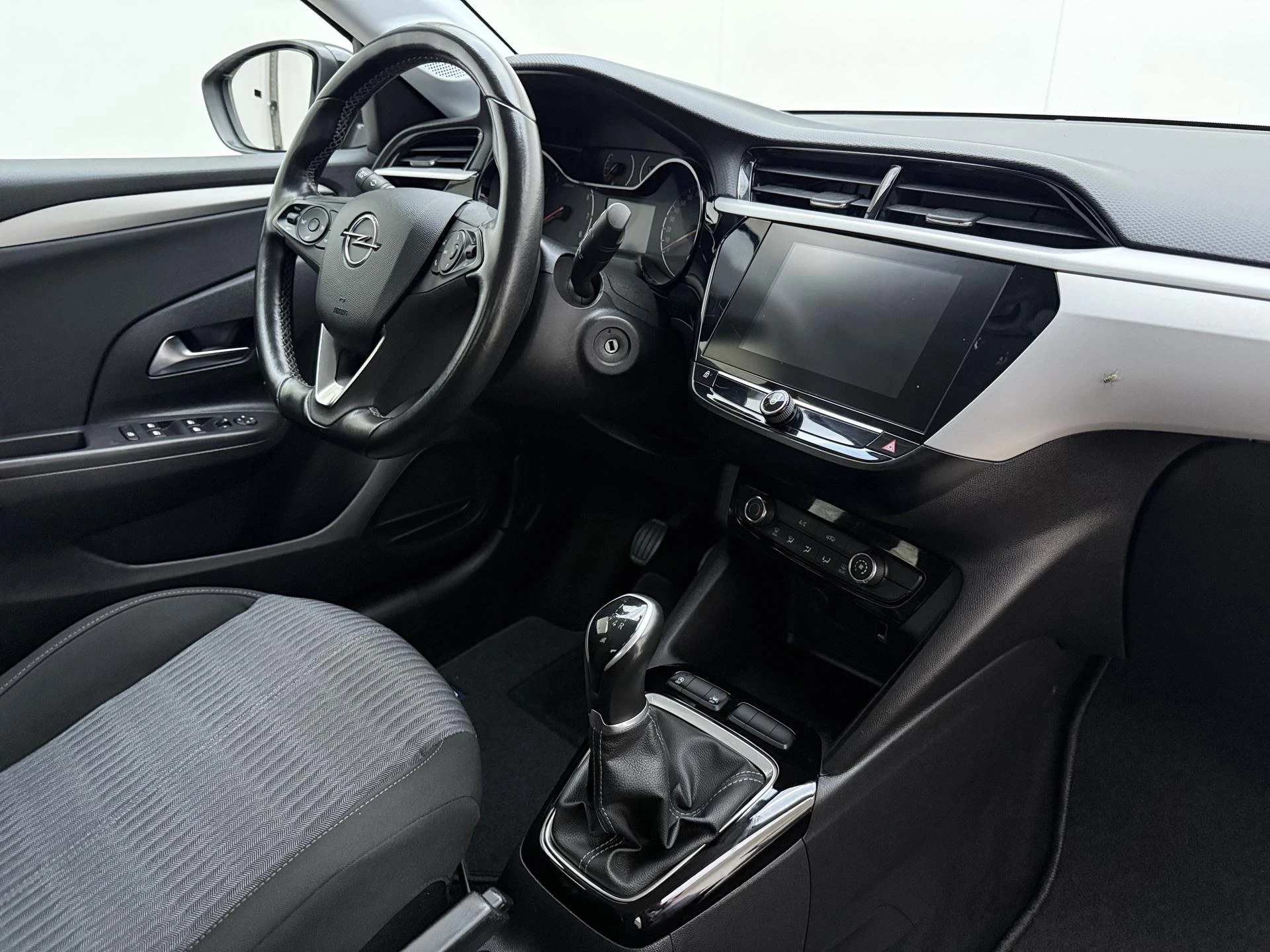 Opel-Corsa-image-5