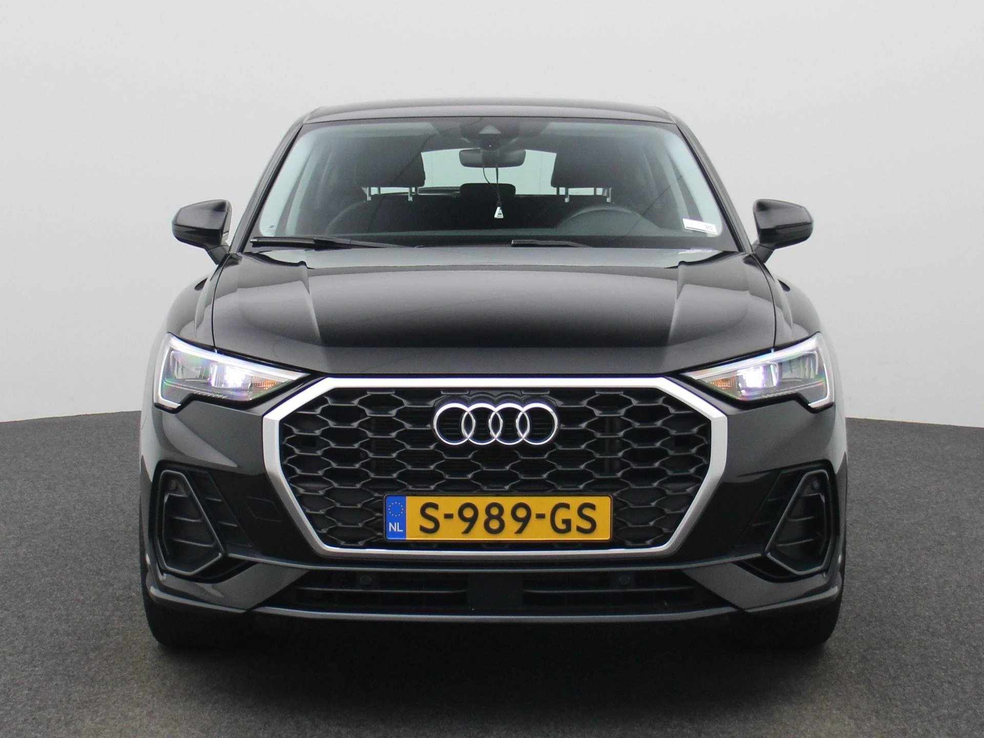 Audi-Q3-image-2