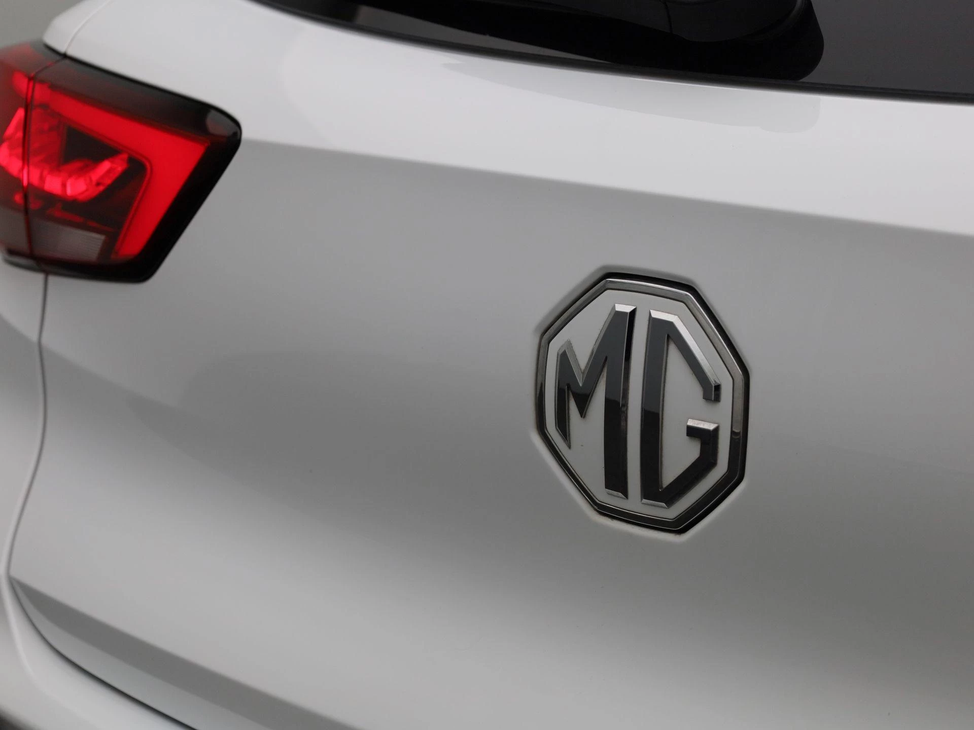 MG-ZS-image-35