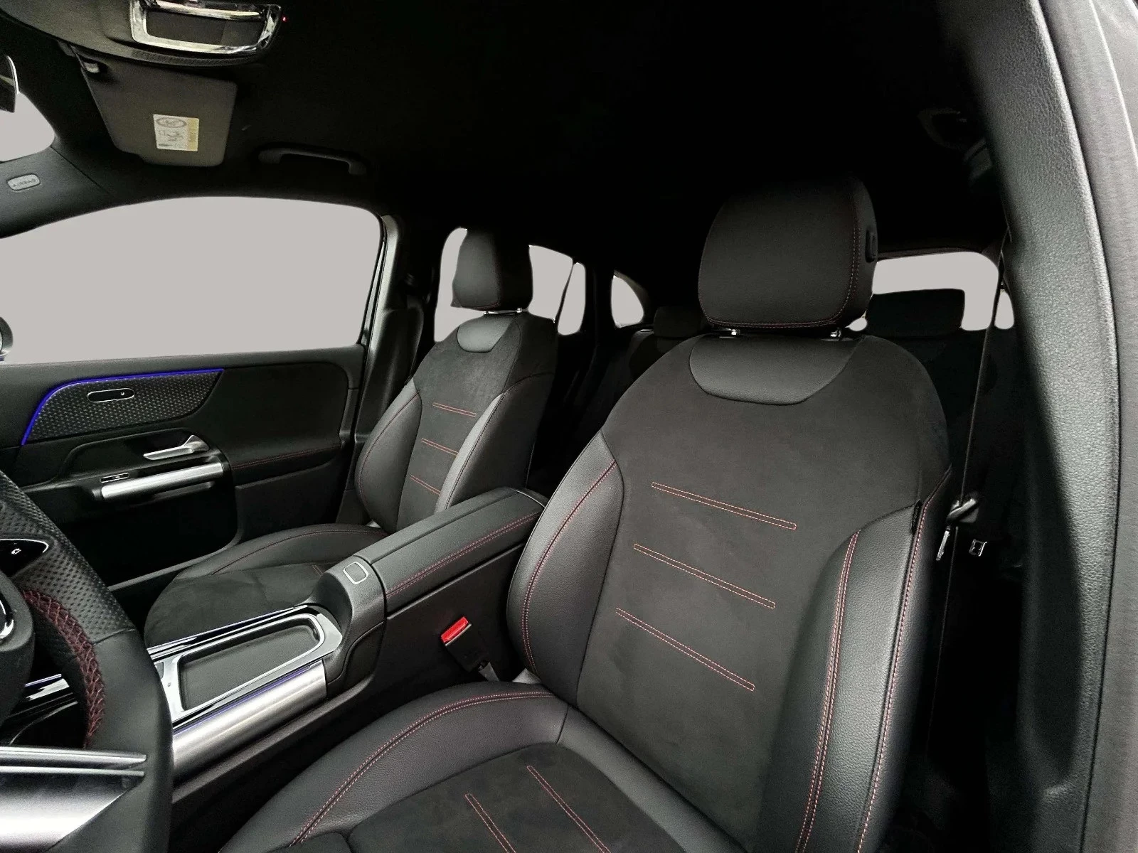 Mercedes-Benz-EQA-image-10