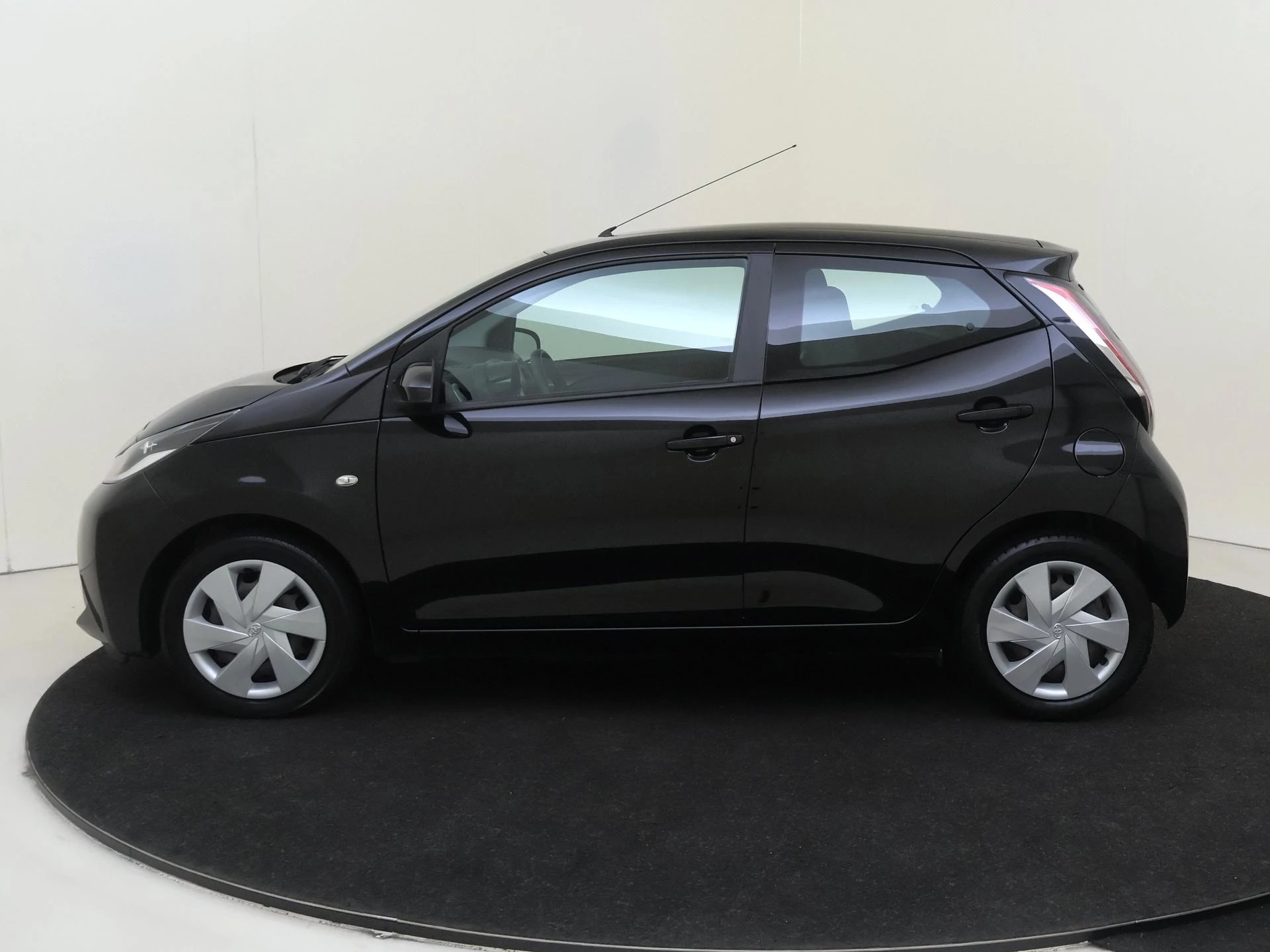 Toyota Aygo 1.0 VVT-i x-play
