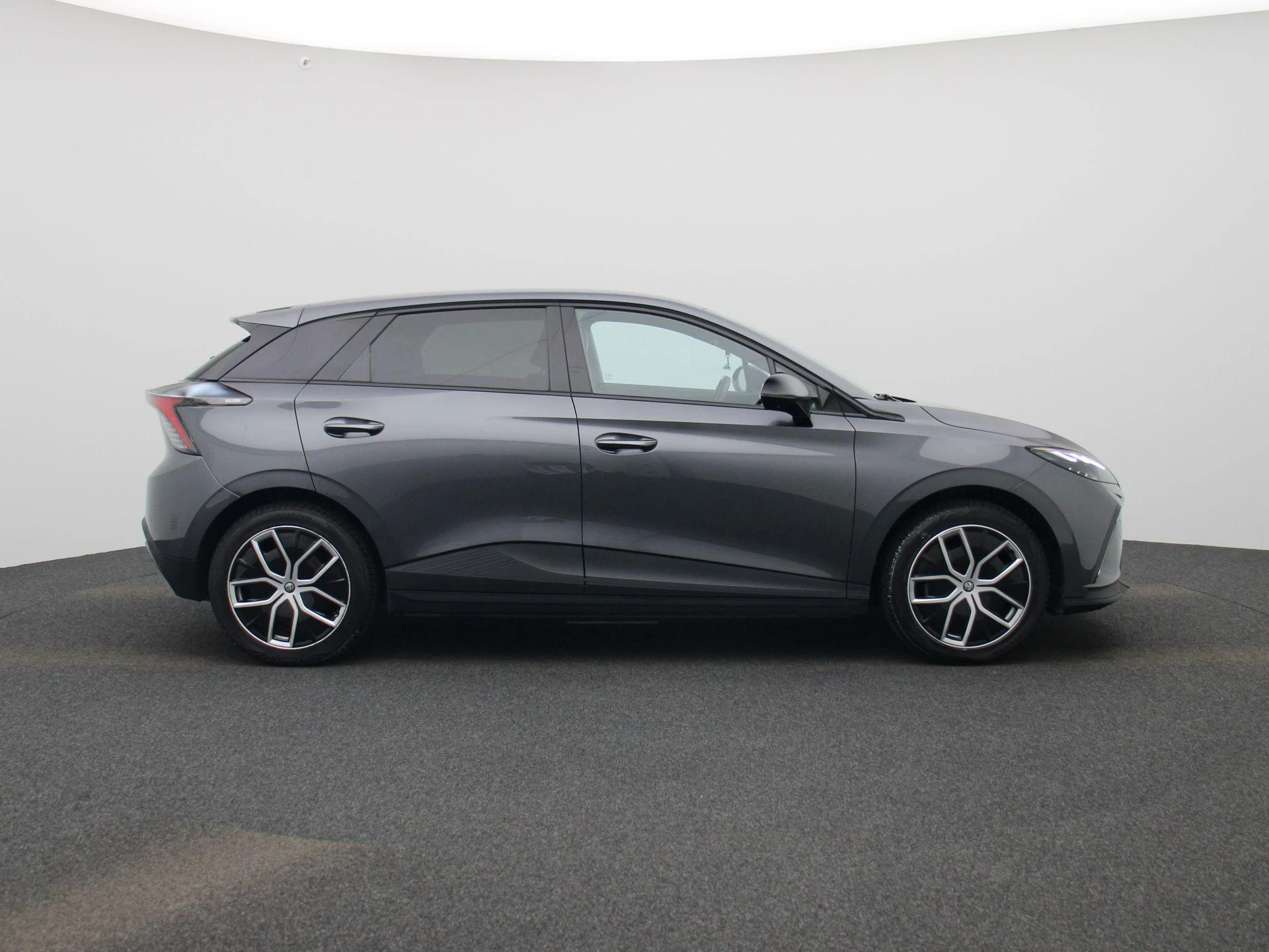 MG MG4 64 kWh Luxury