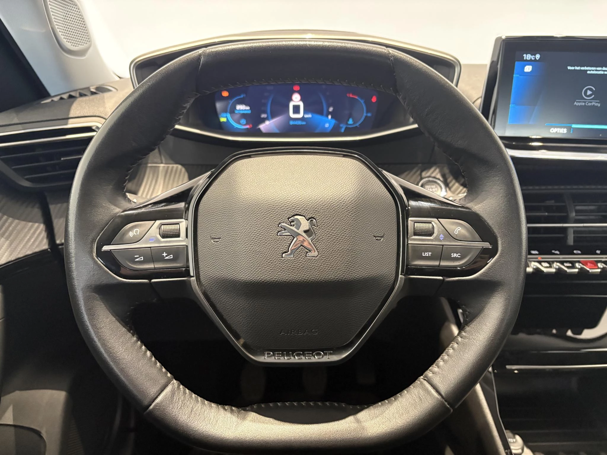 Peugeot-2008-image-11