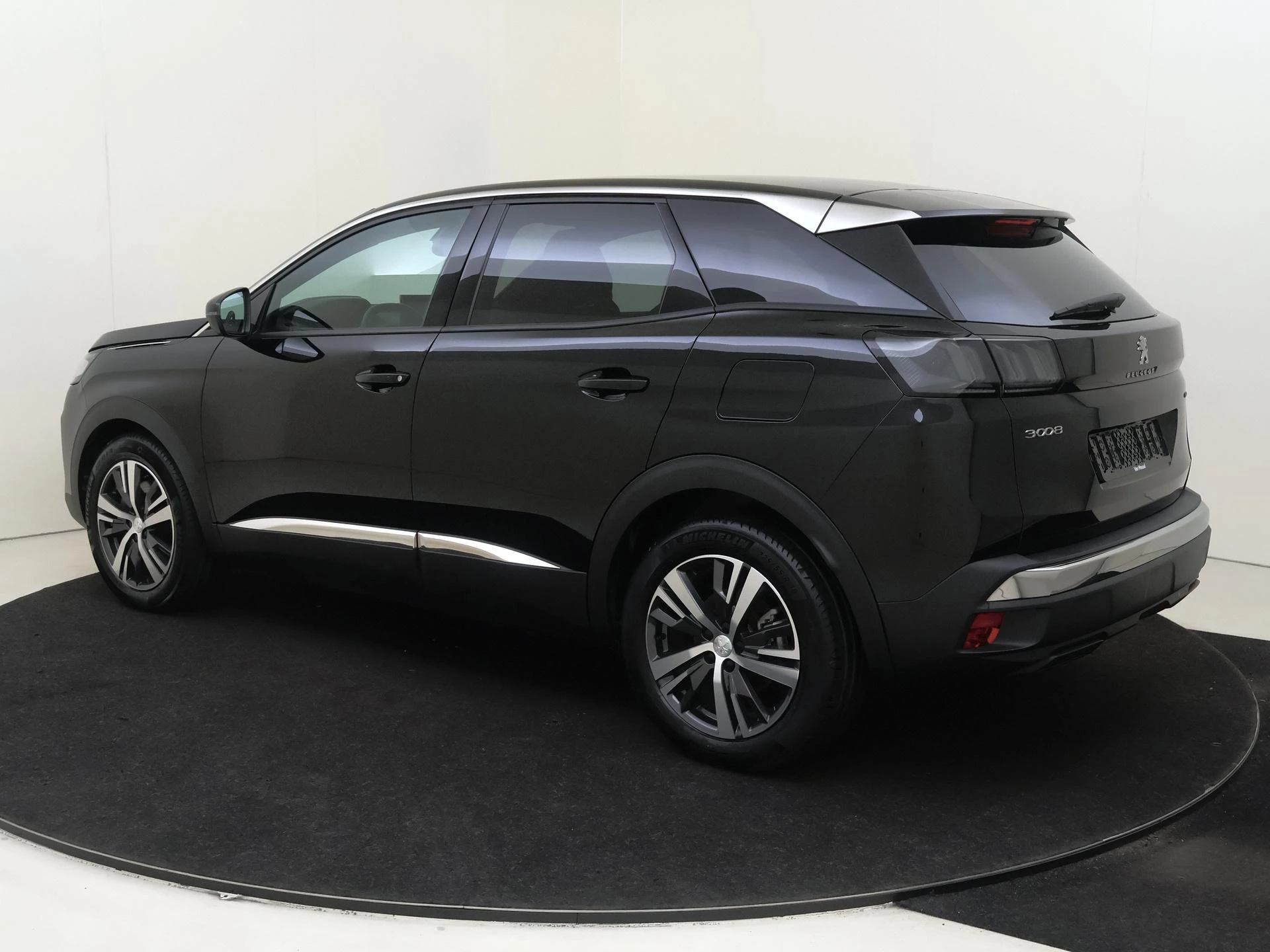 Peugeot-3008-image-2