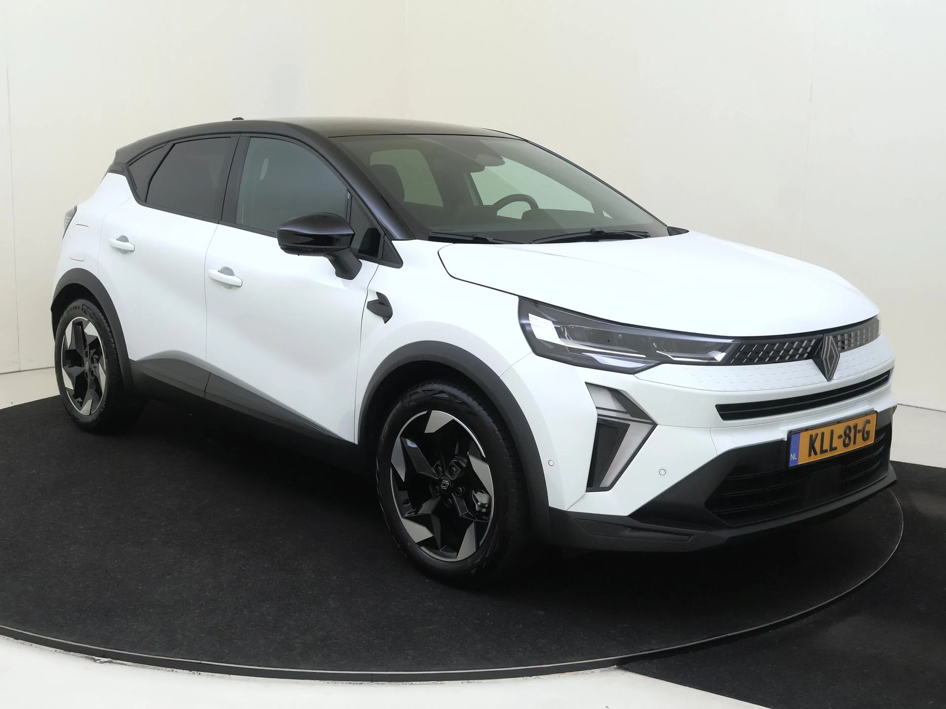 Renault Captur 1.8 E-Tech full hybrid 160 techno