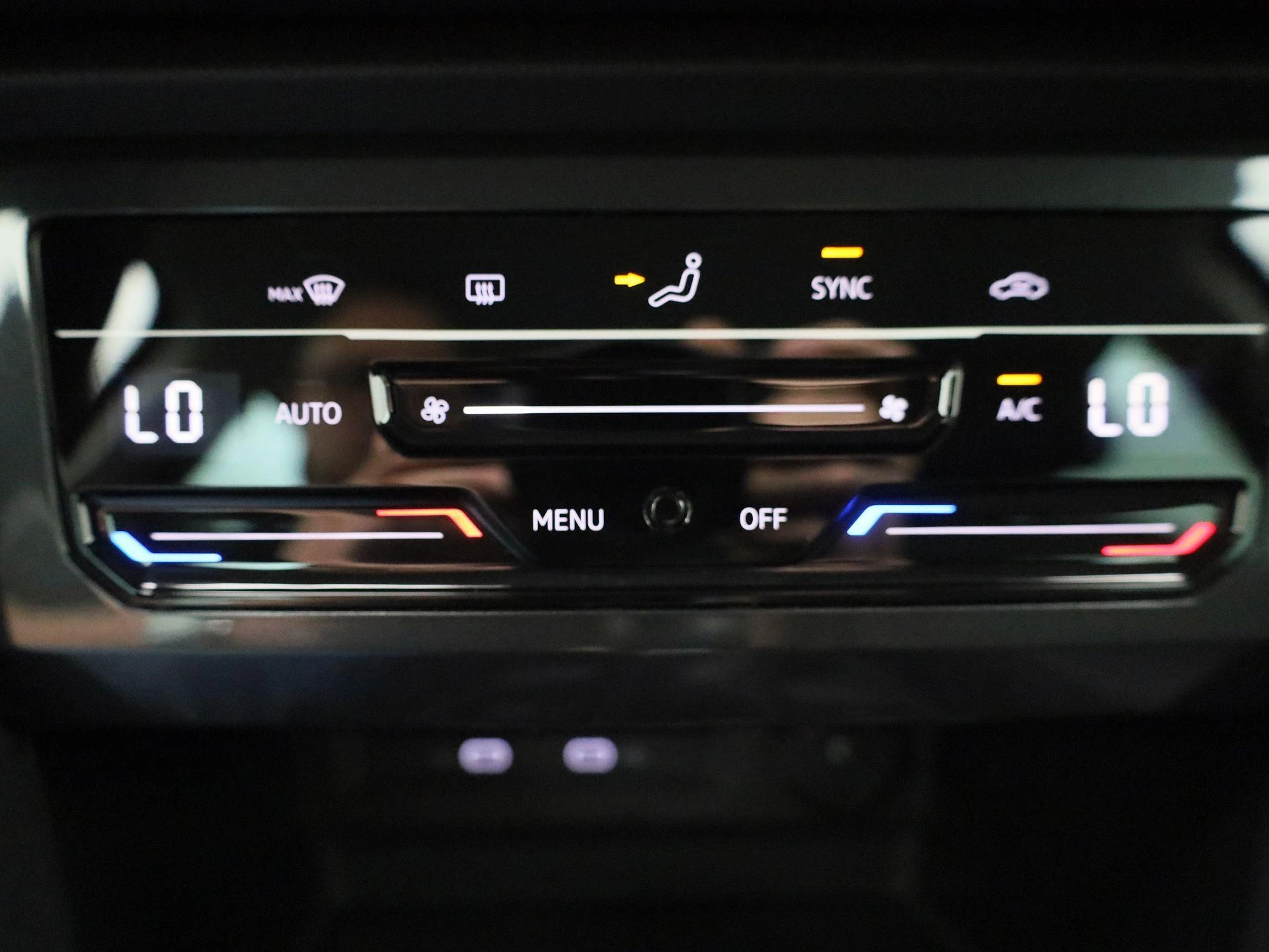 Volkswagen-Tiguan-image-22