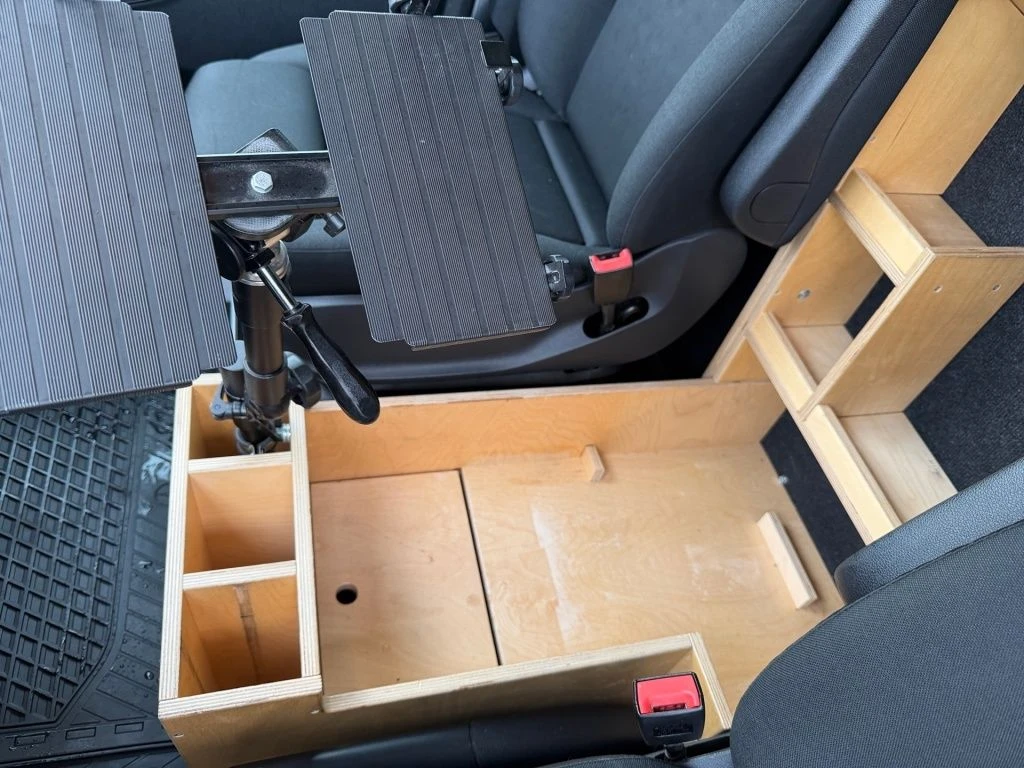 Mercedes-Benz-Sprinter 314-image-17
