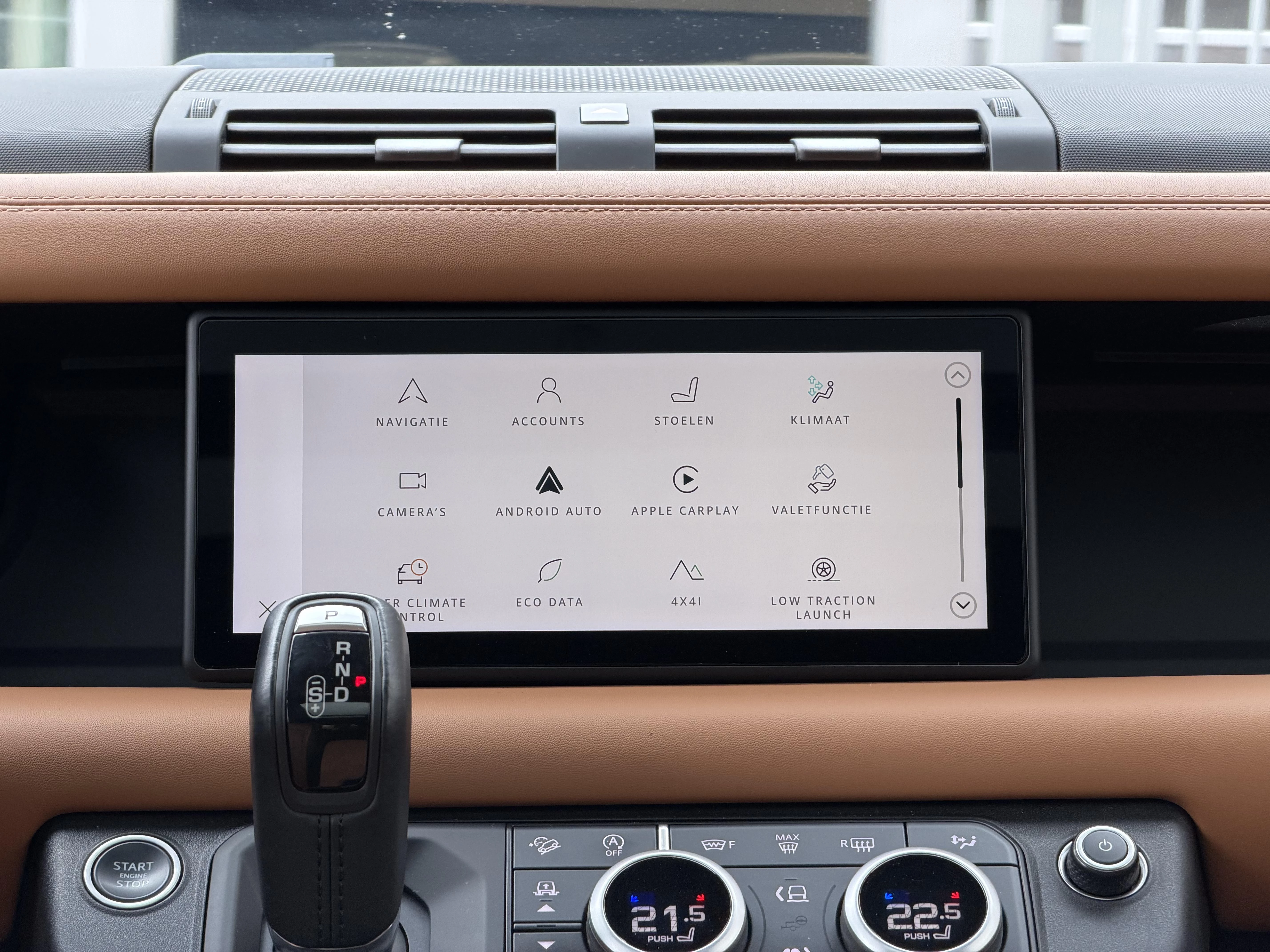 Land Rover Defender P400 XS Edition