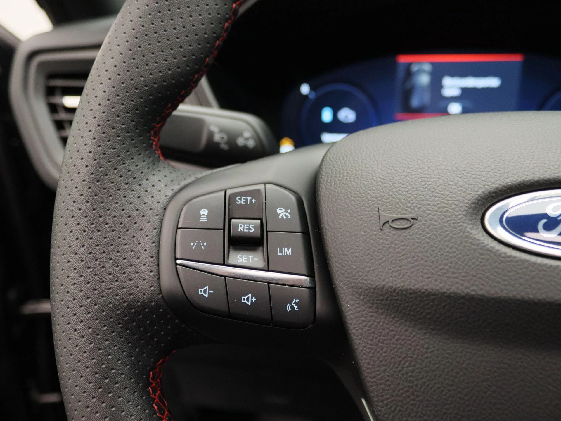 Ford-Kuga-image-22