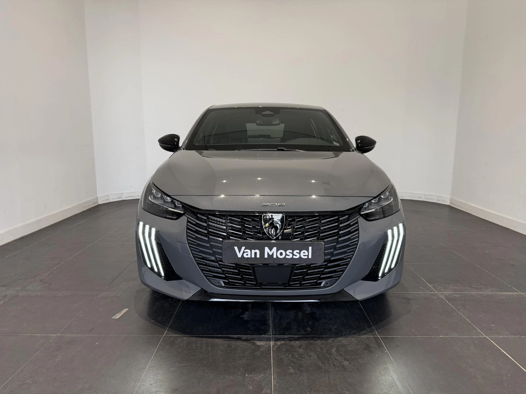 Peugeot-208-image-1