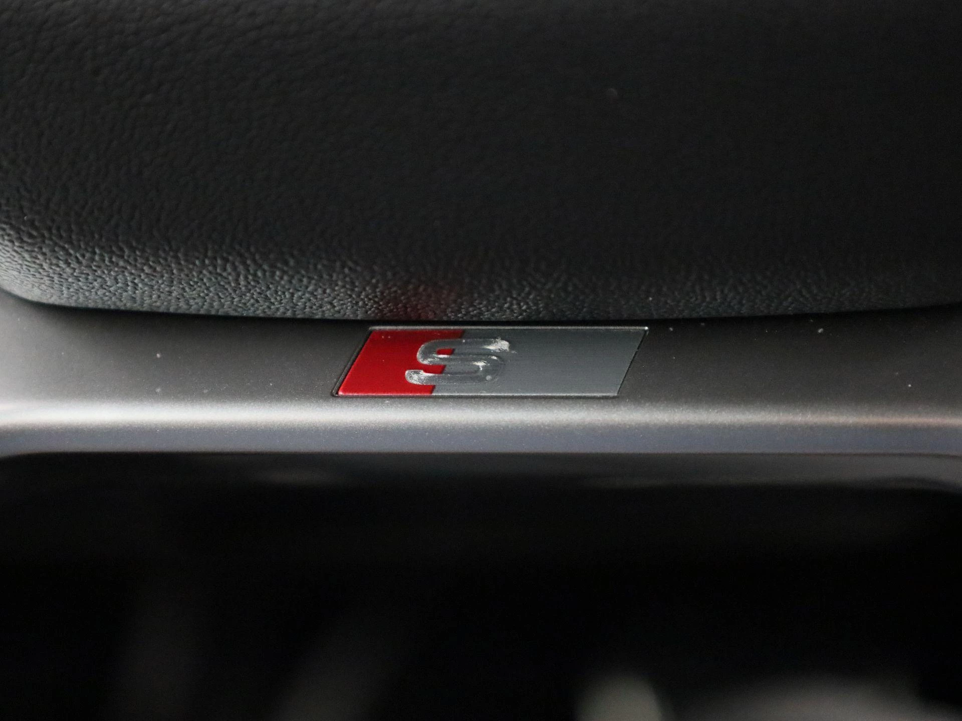 Audi-Q4 e-tron-image-31