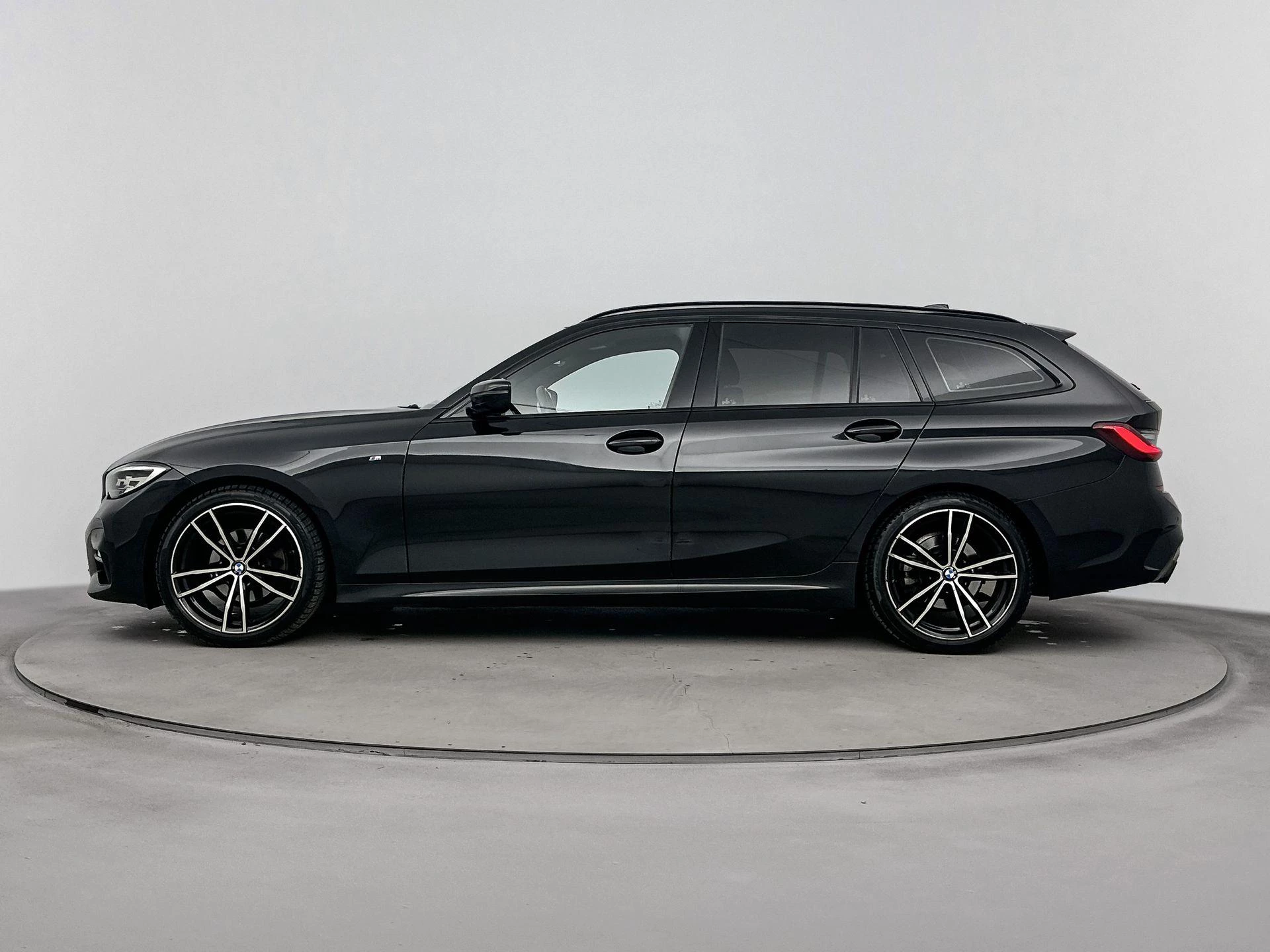 BMW 3 Serie Touring 320i Executive Edition 184PK