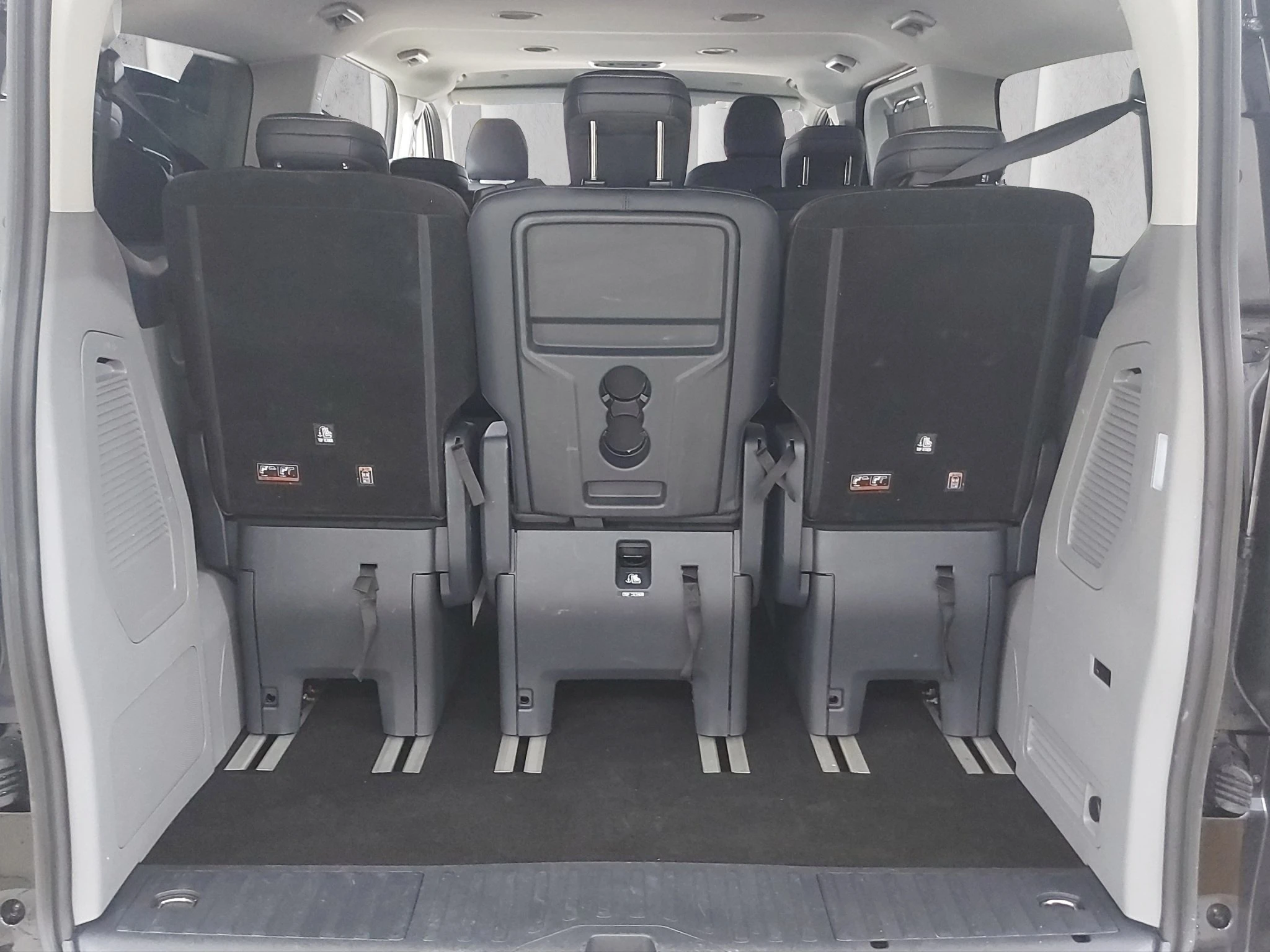 Ford-Tourneo Custom-image-17