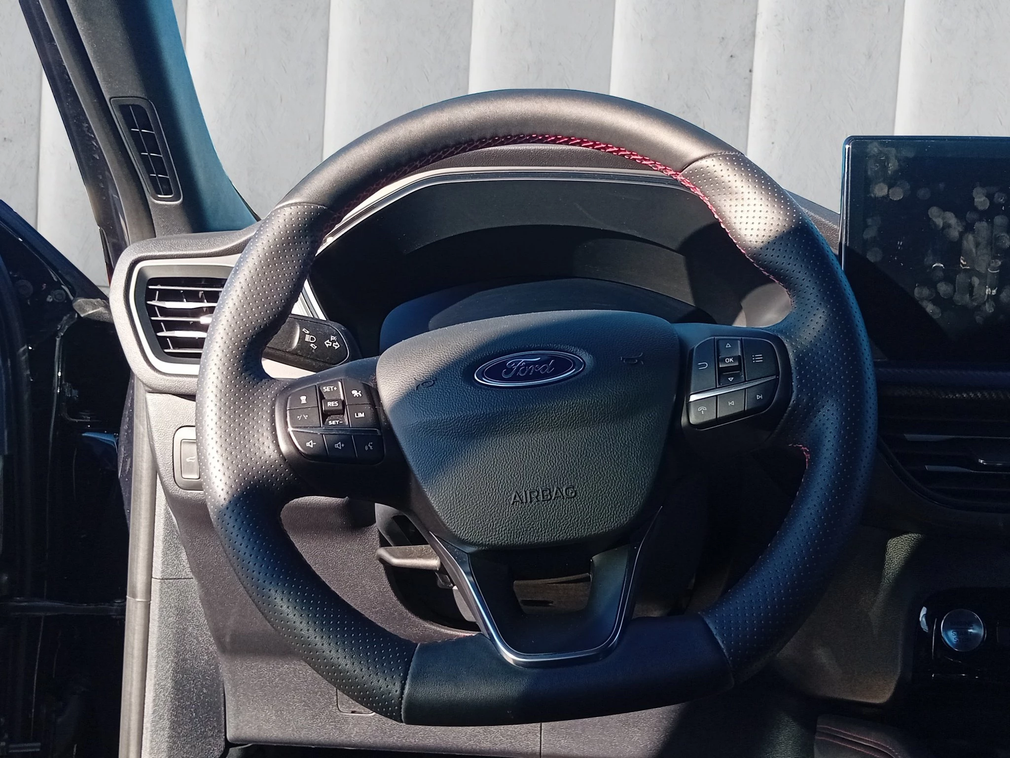 Ford-Kuga-image-12