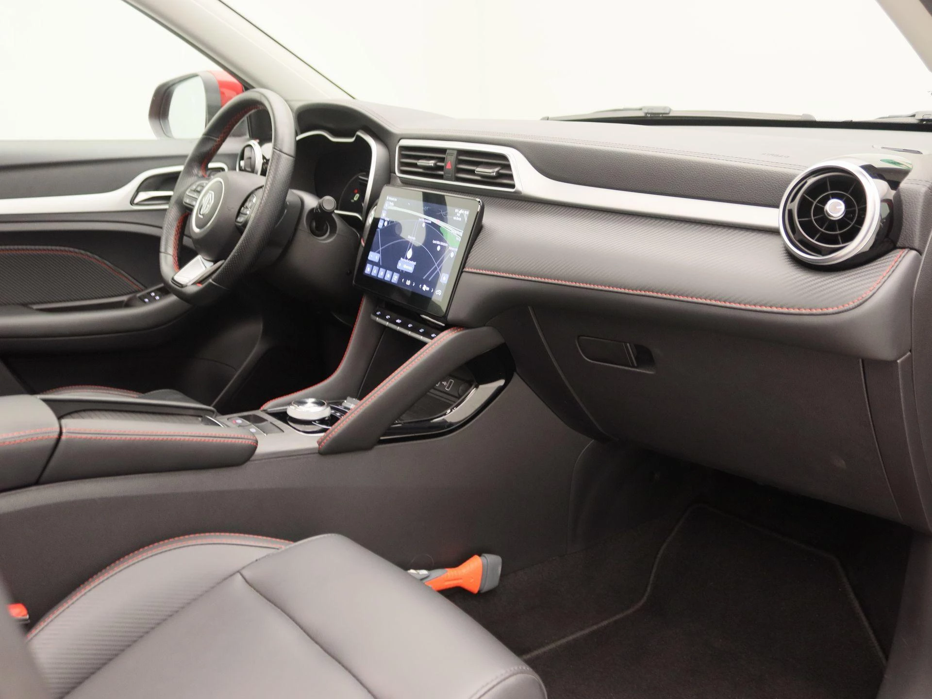 MG ZS EV Long Range Luxury 70 kWh