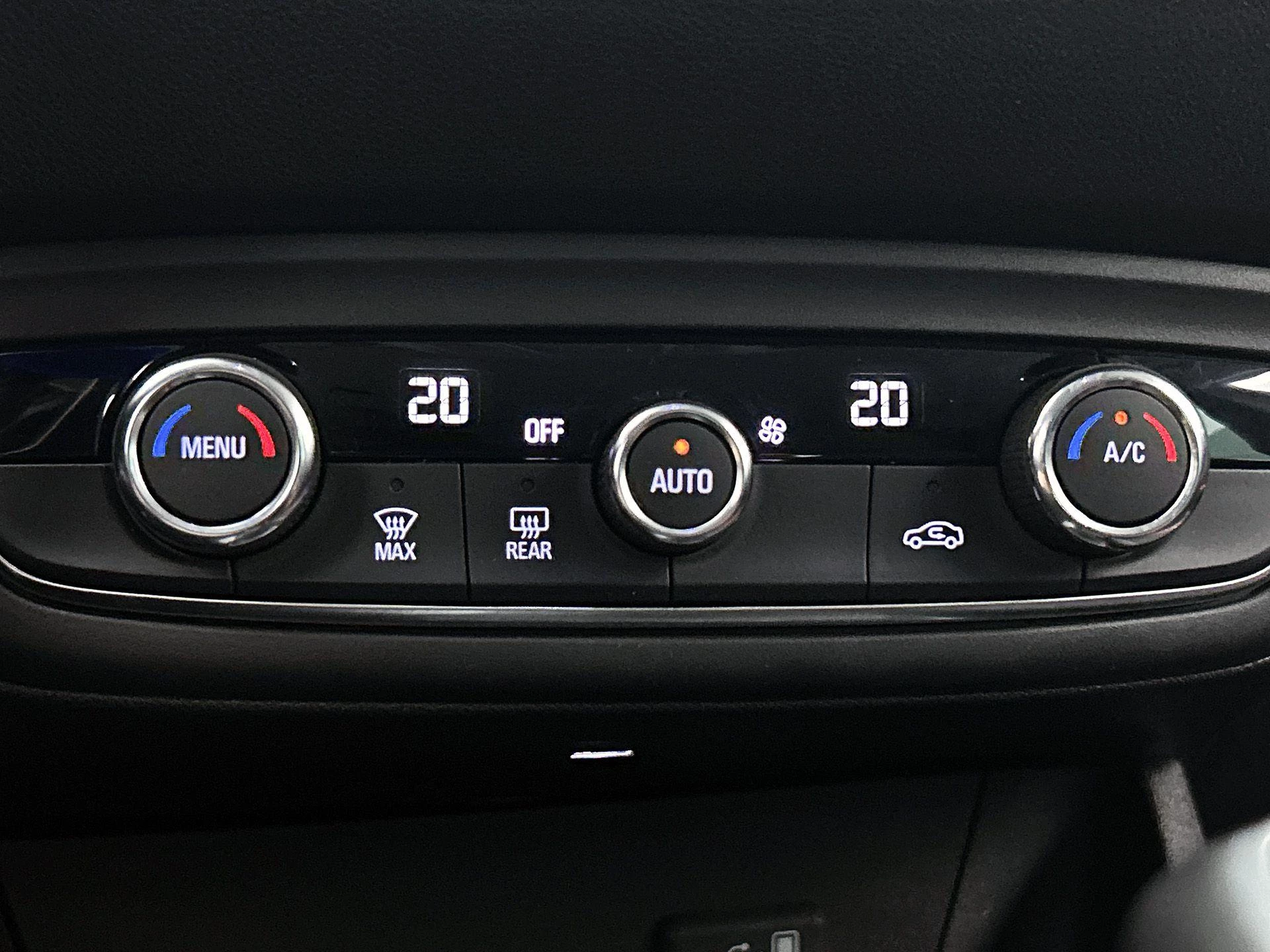 Opel-Crossland-image-18