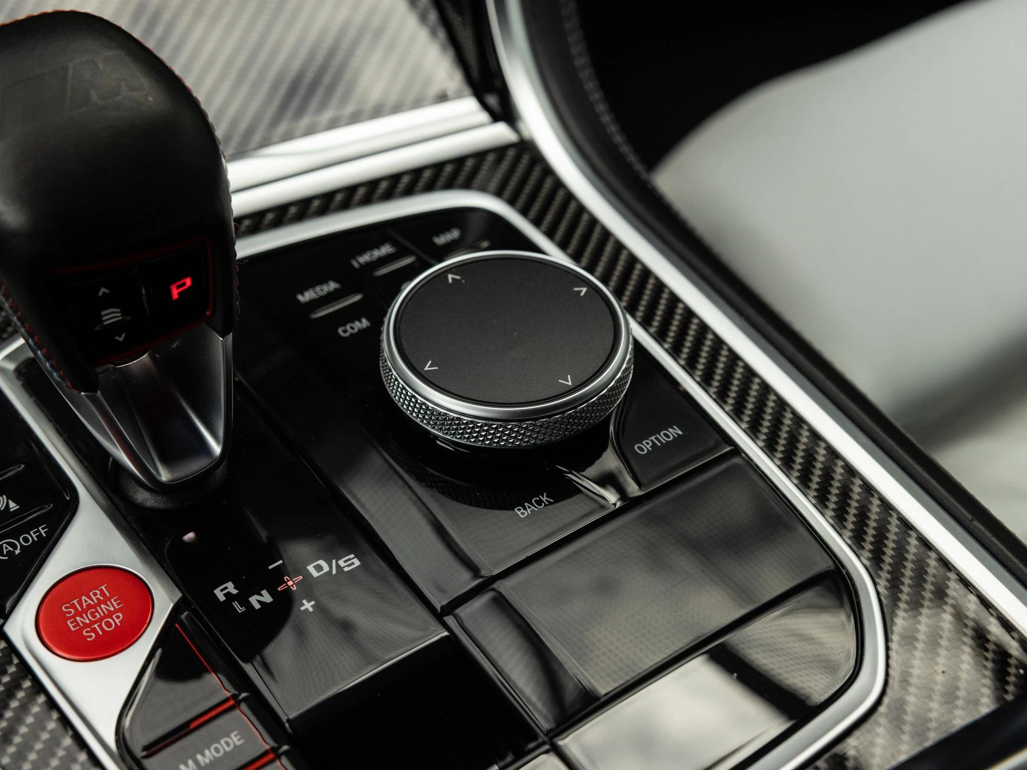 BMW-M8-image-17