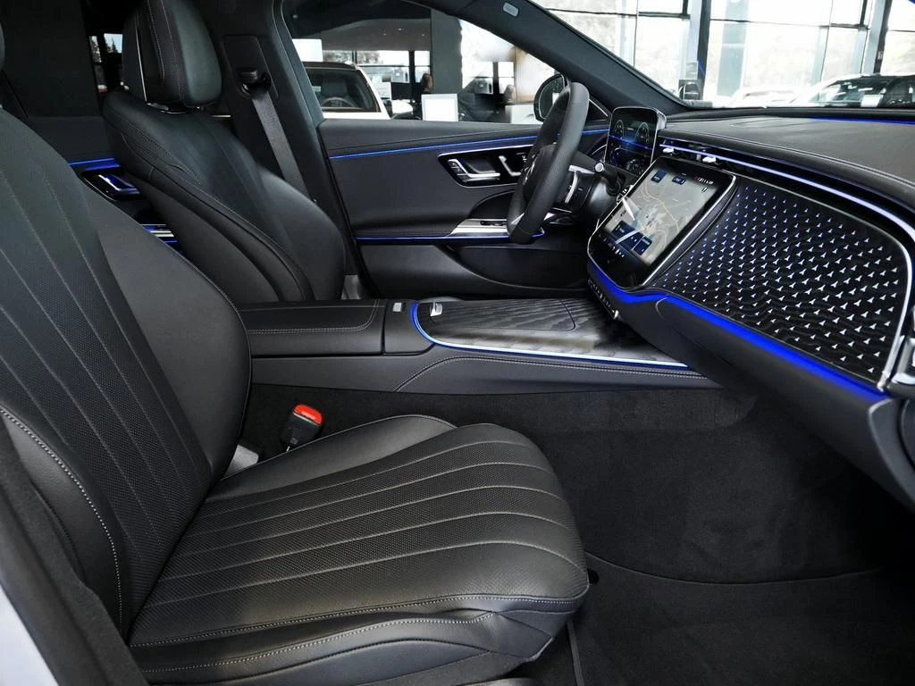 Mercedes-Benz-E-Klasse 300 de-image-15