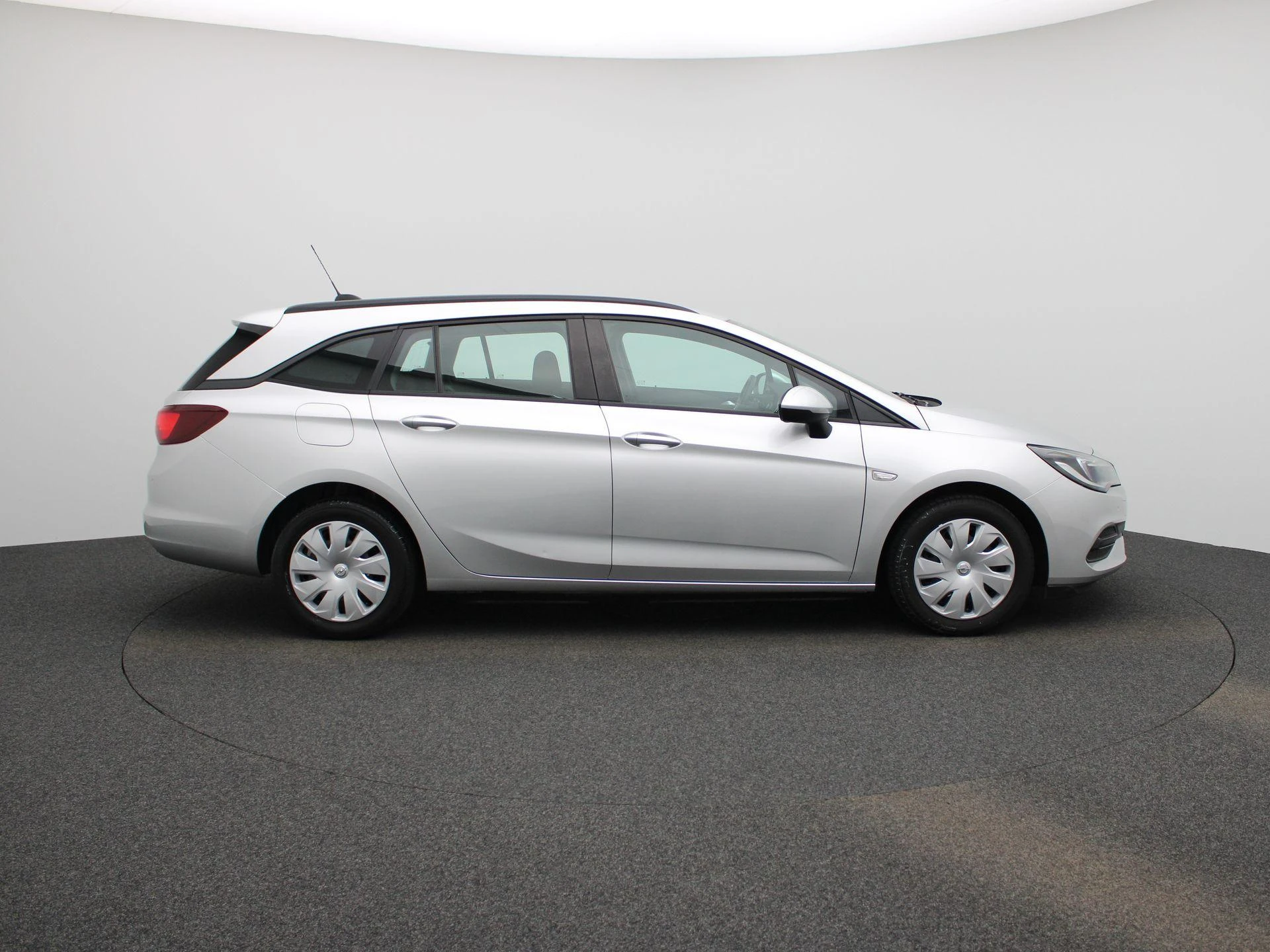 Opel-Astra-image-5