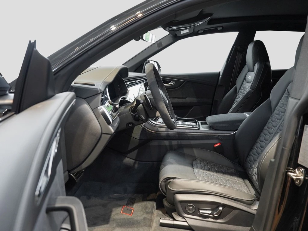 Audi RSQ8 performance 4.0 TFSI quattro