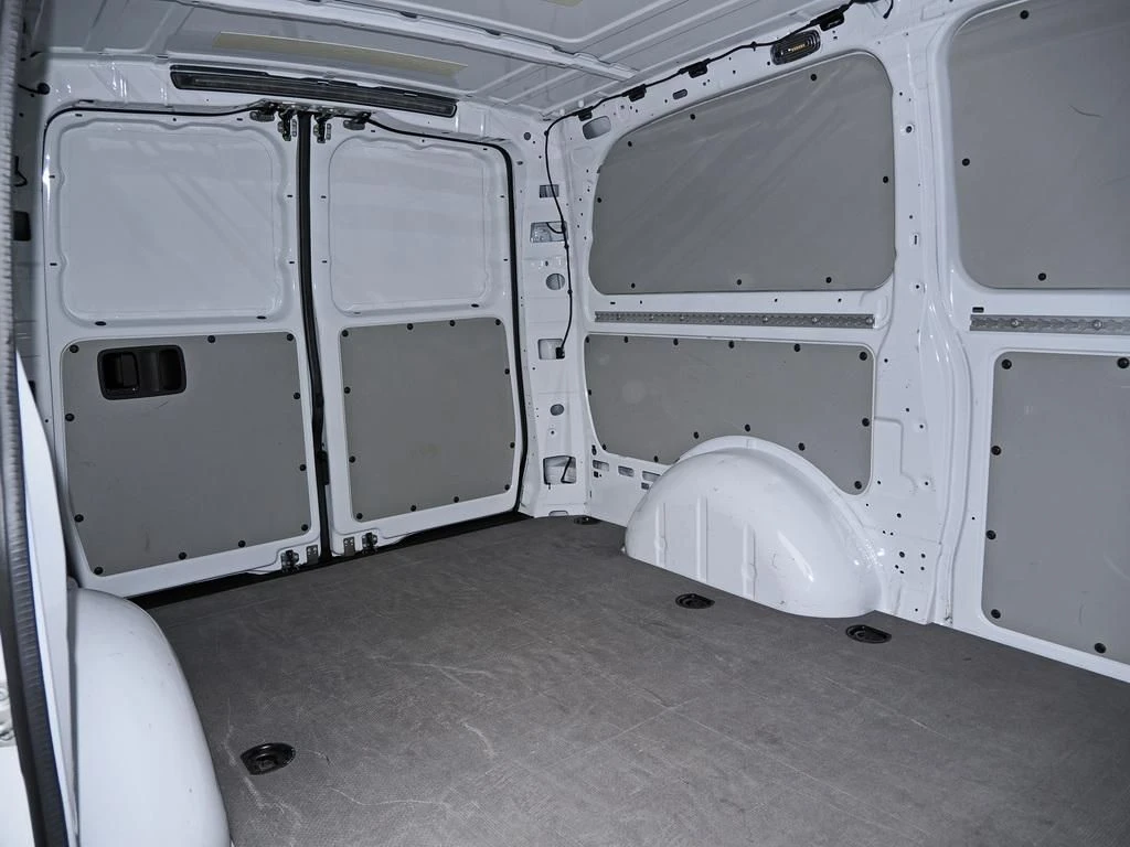 Mercedes-Benz-Vito 116-image-13