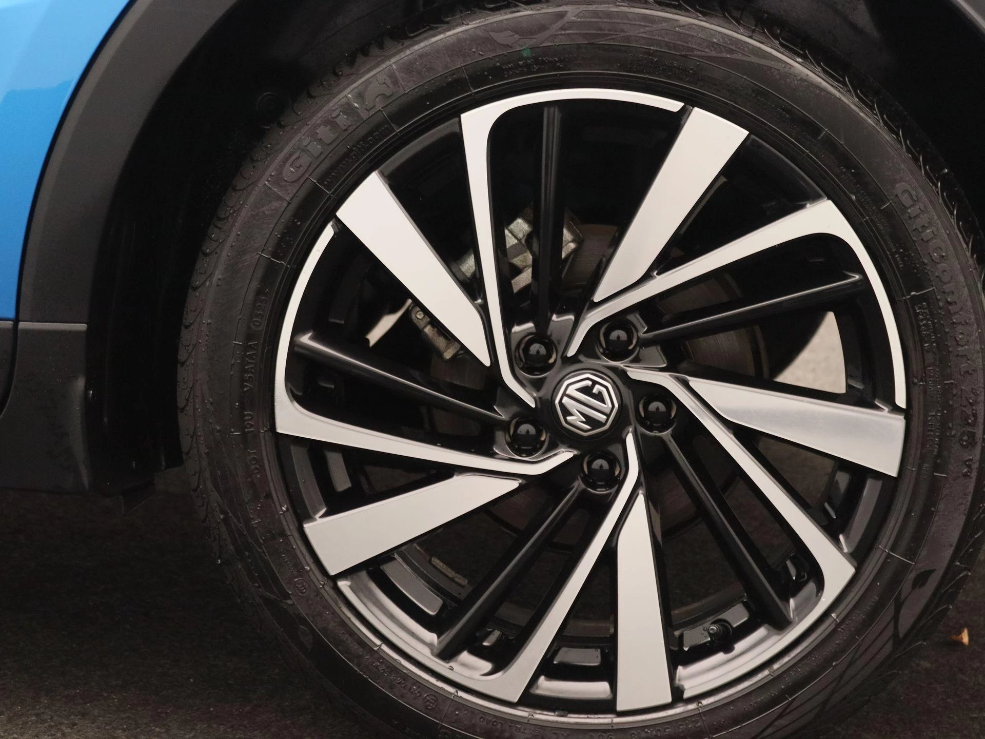 MG ZS 1.5 Hybrid+ Luxury