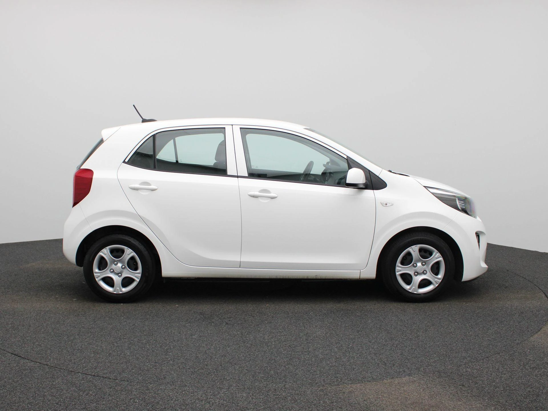 Kia-Picanto-image-5