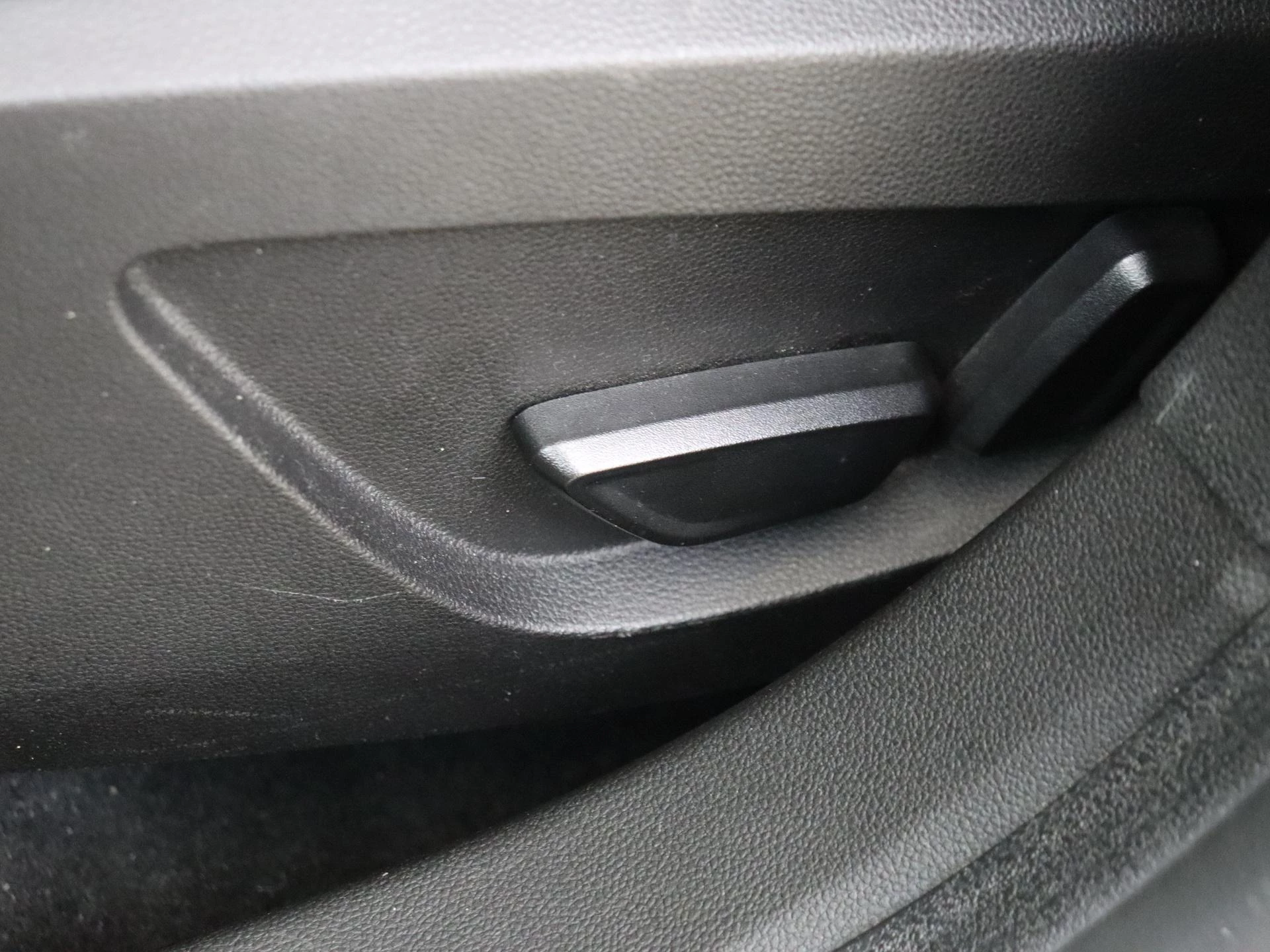 Renault-Captur-image-27
