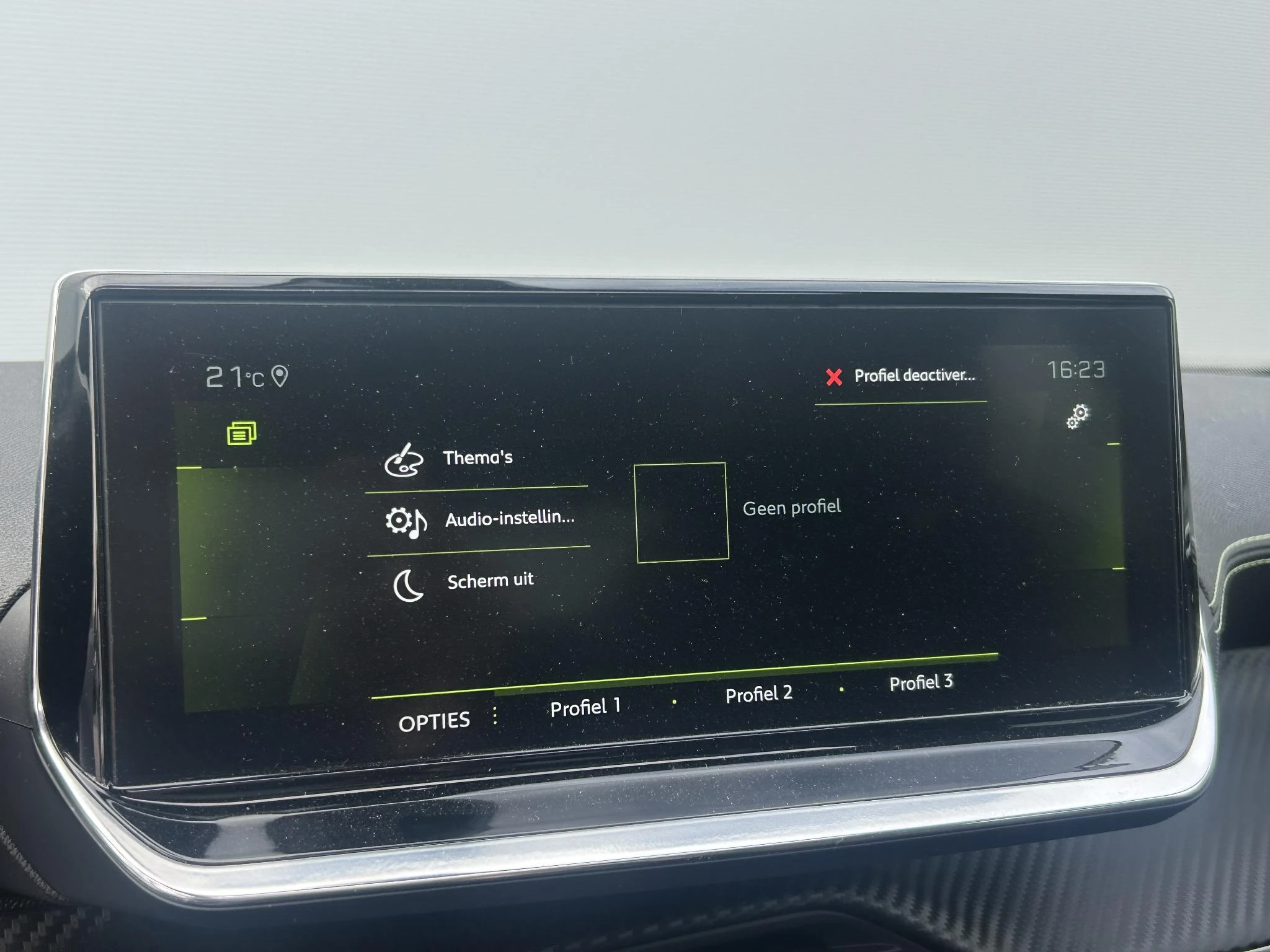 Peugeot-2008-image-14