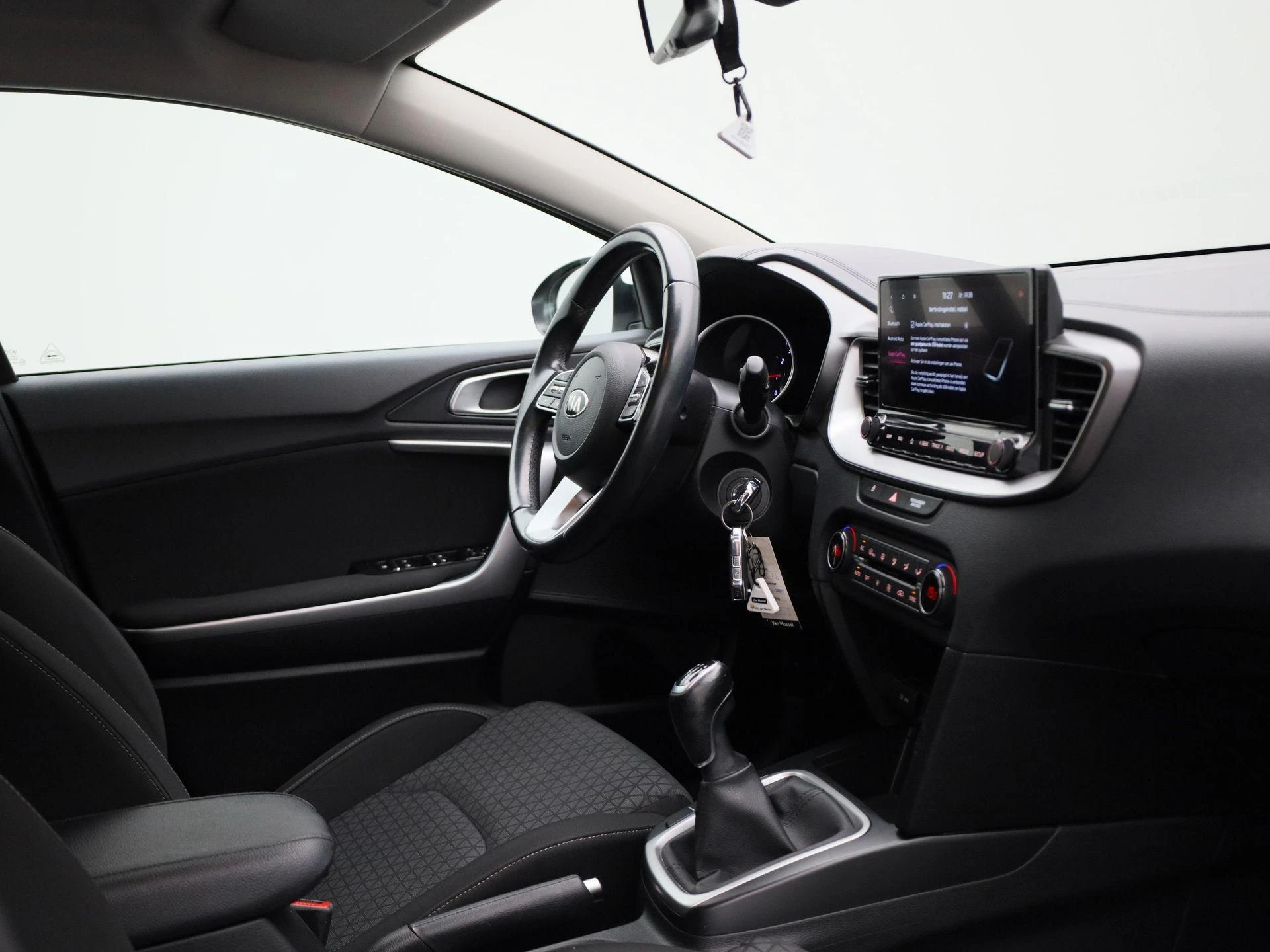 Kia-Ceed Sportswagon-image-28