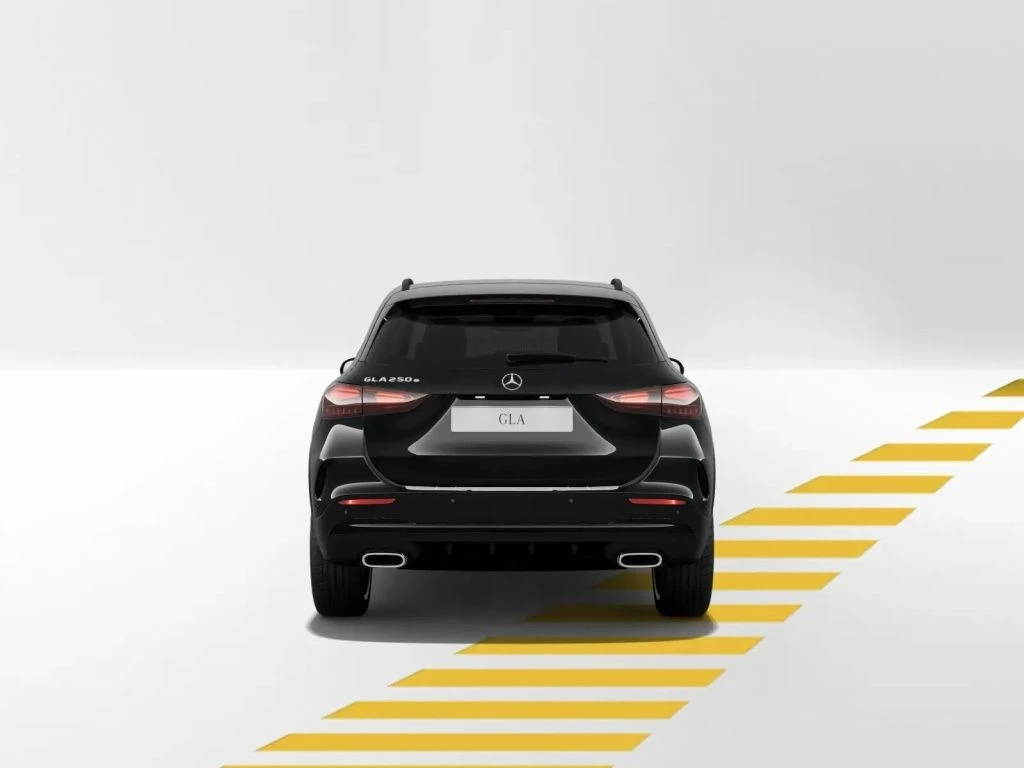 Mercedes-Benz-GLA 250 e-image-5