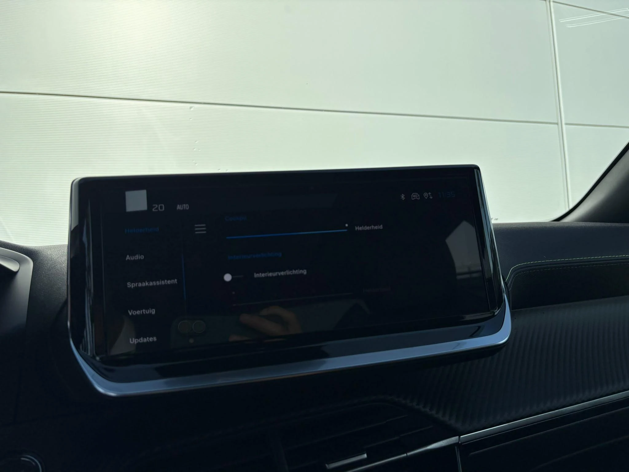 Peugeot-2008-image-16