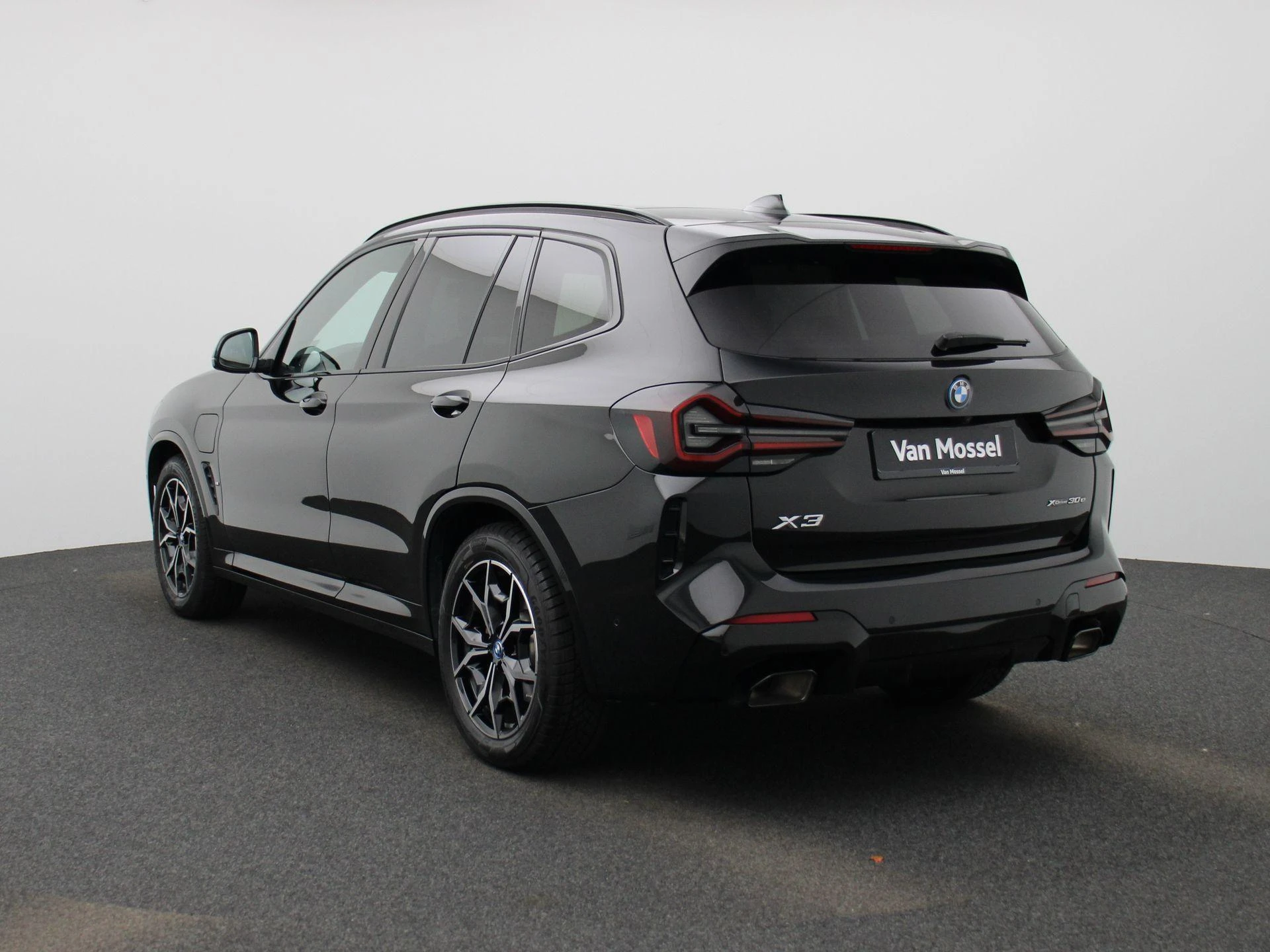 BMW-X3-image-1