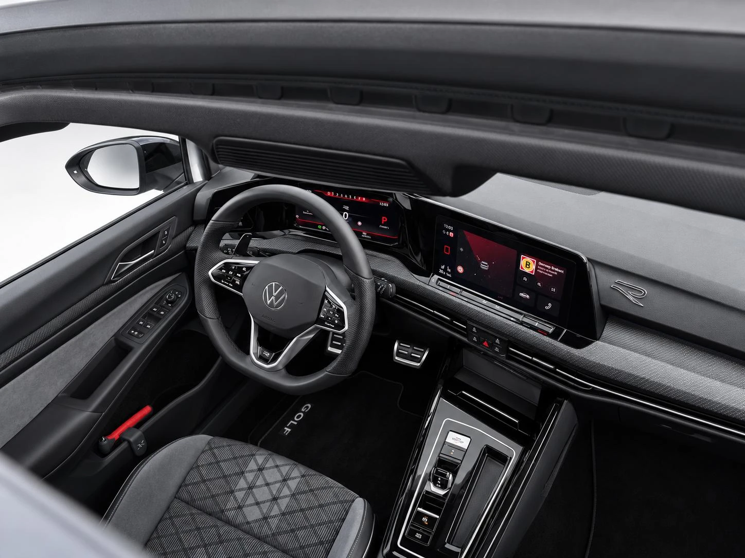 Volkswagen-Golf-image-7