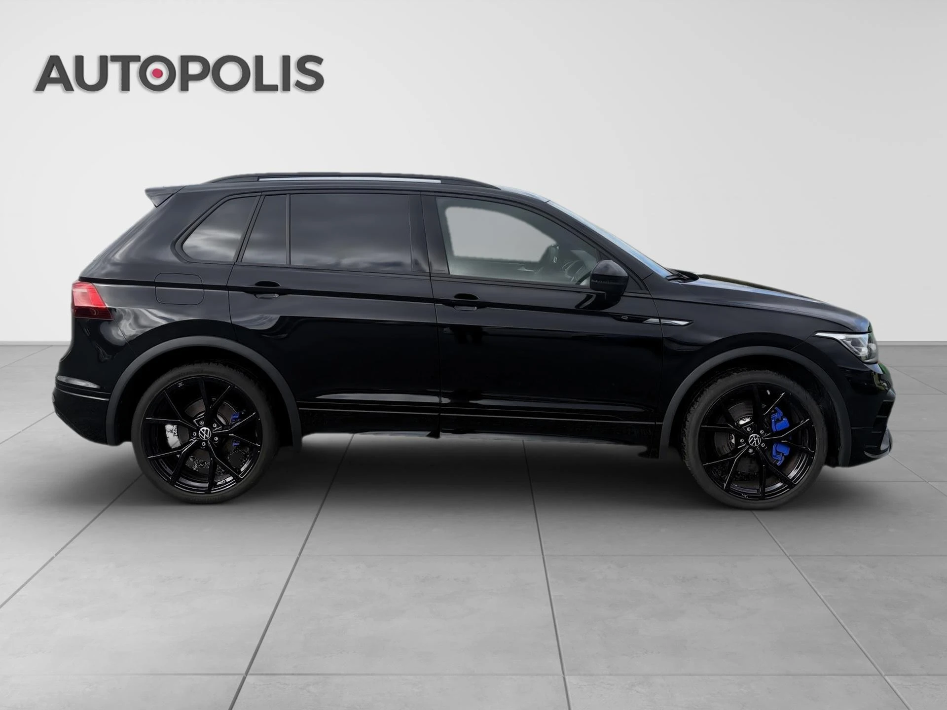 Volkswagen-Tiguan-image-15