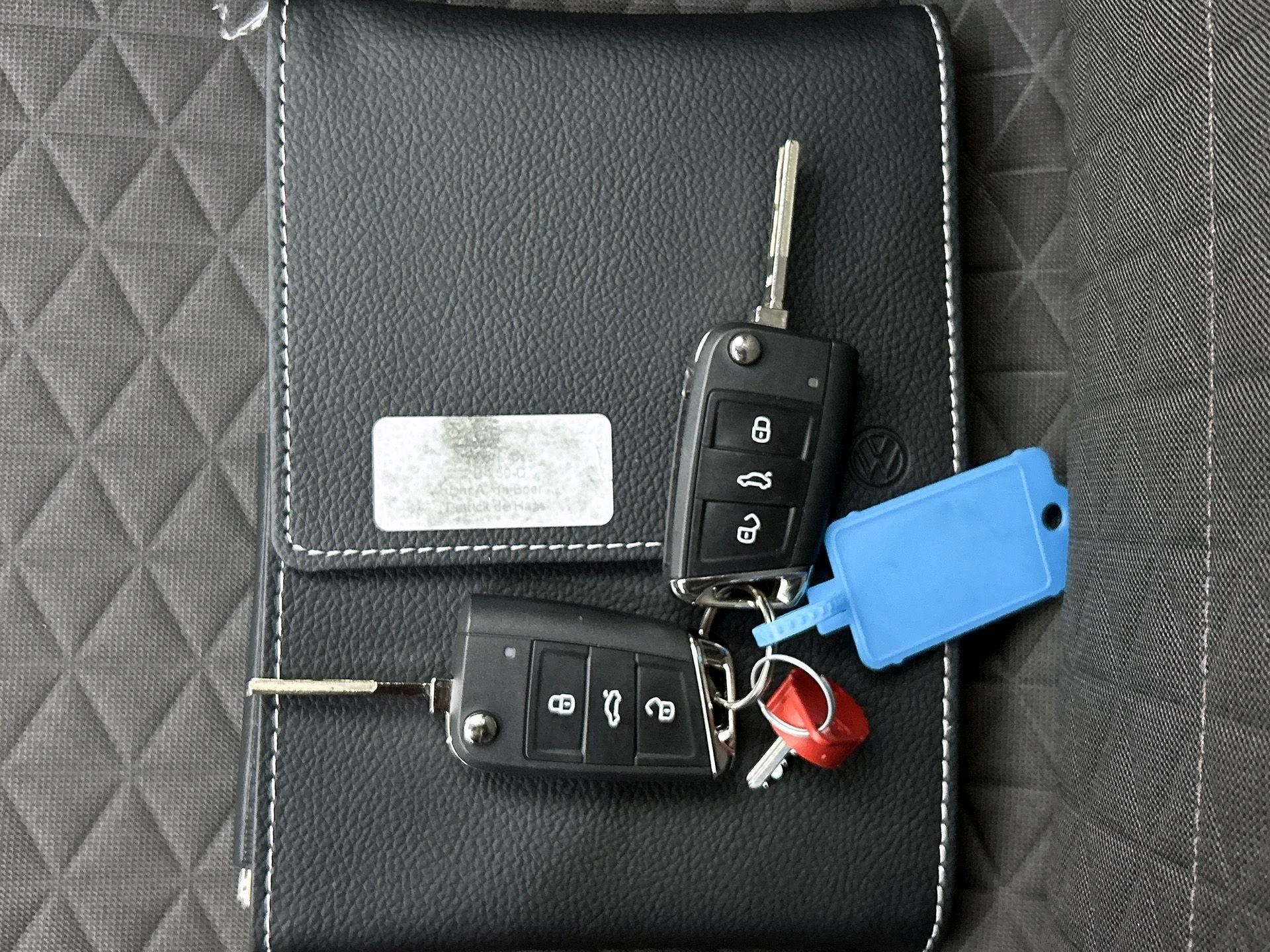 Volkswagen-T-Cross-image-34