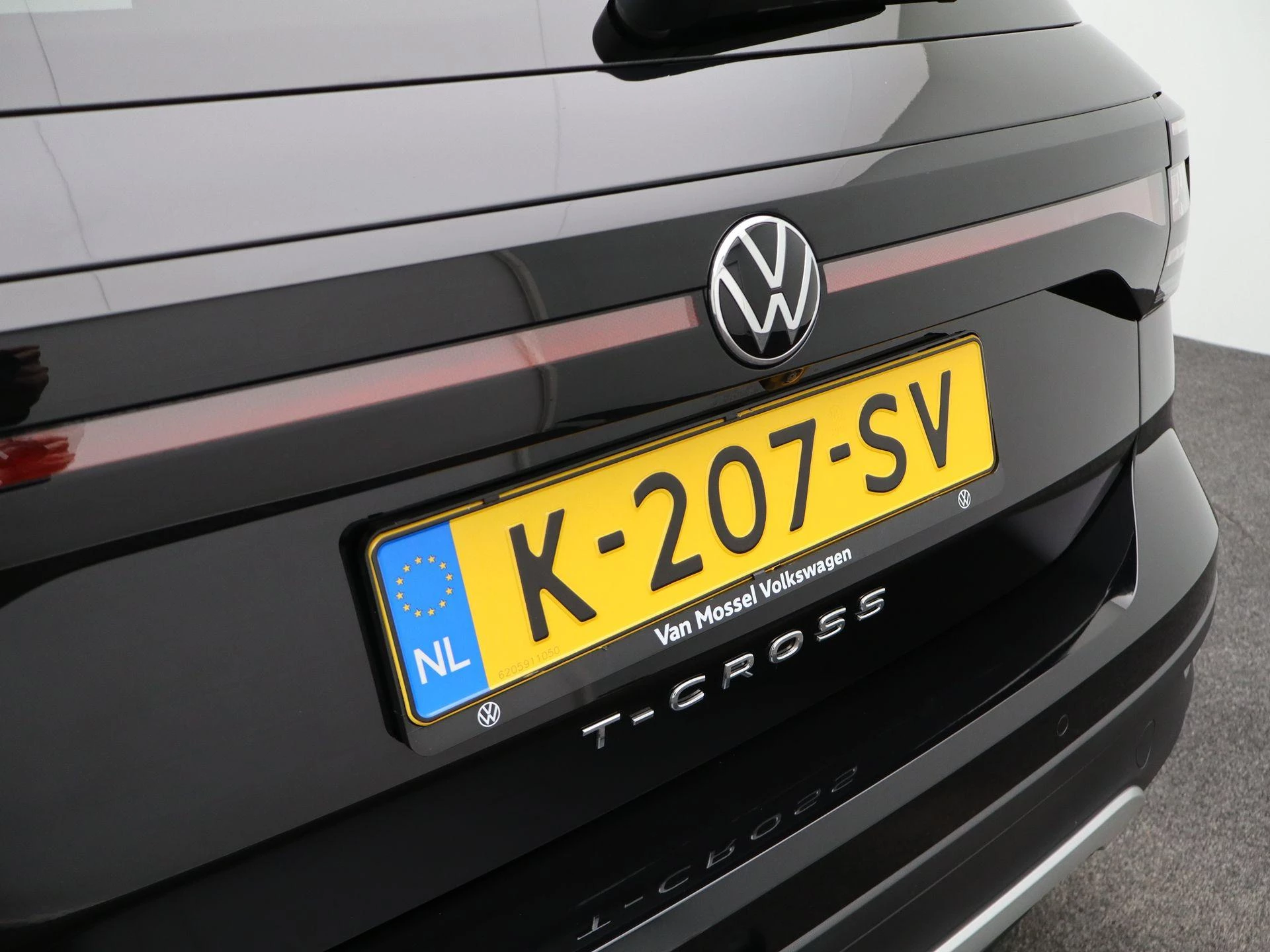 Volkswagen-T-Cross-image-35