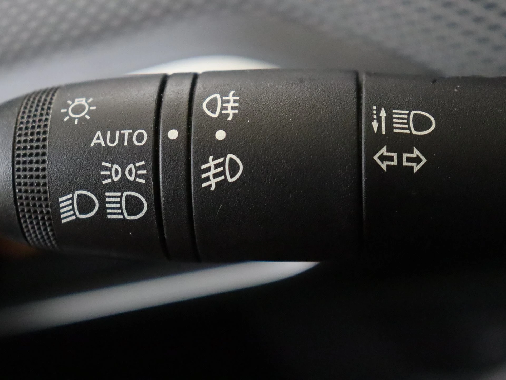 Dacia-Sandero Stepway-image-21