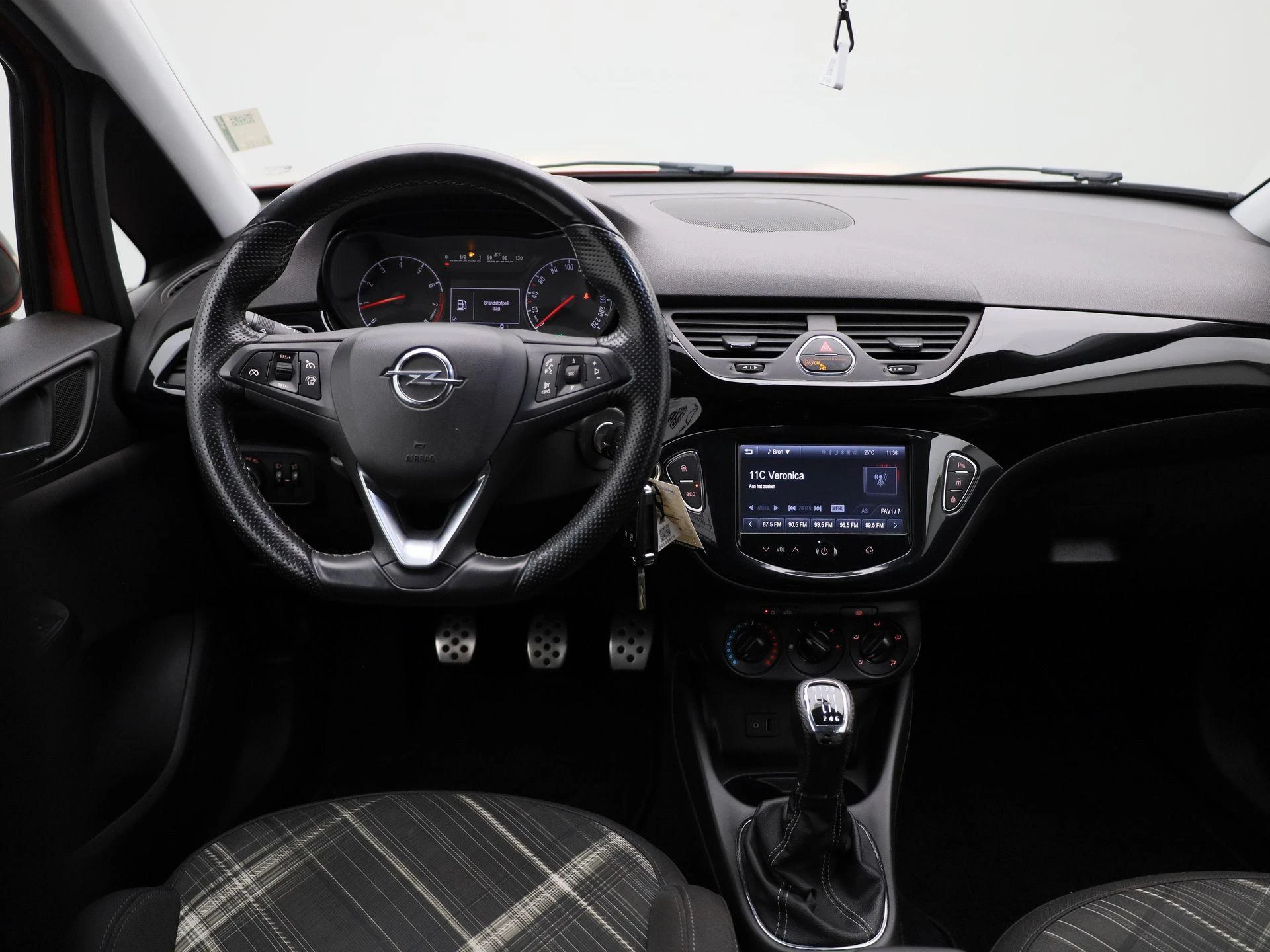 Opel-Corsa-image-6