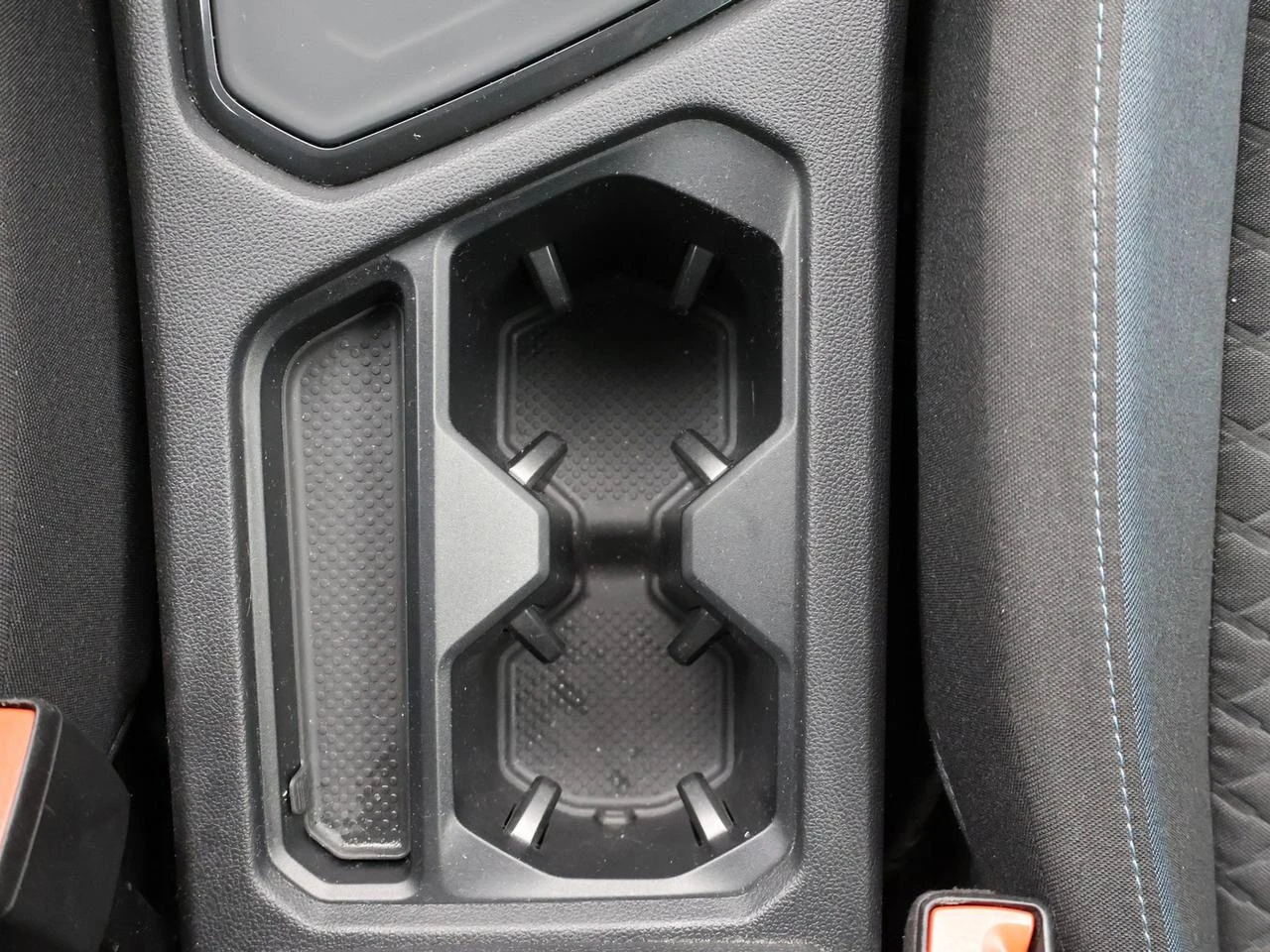 Volkswagen-Tiguan-image-22
